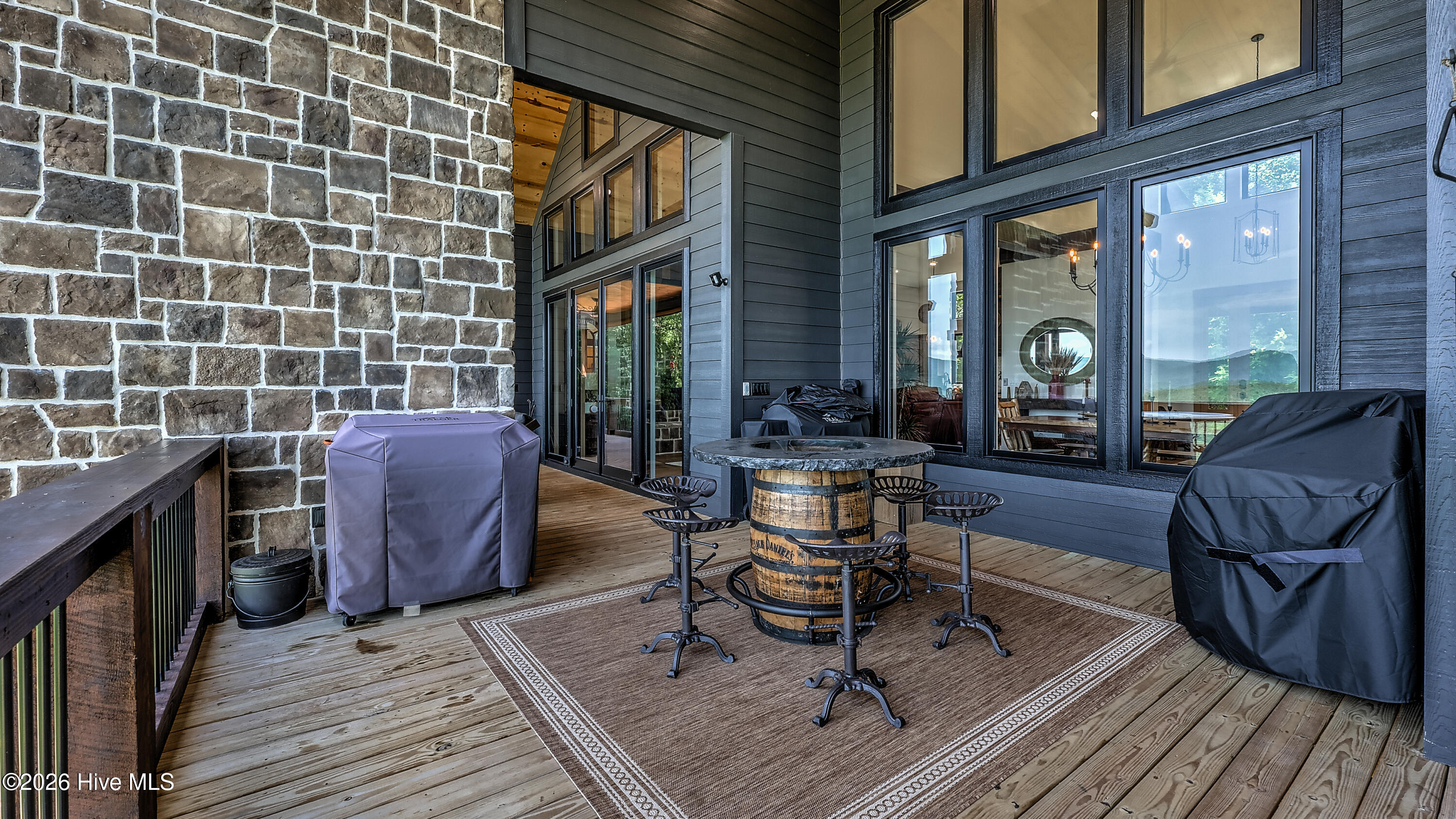 100 Little Den Lane Property Photo 45