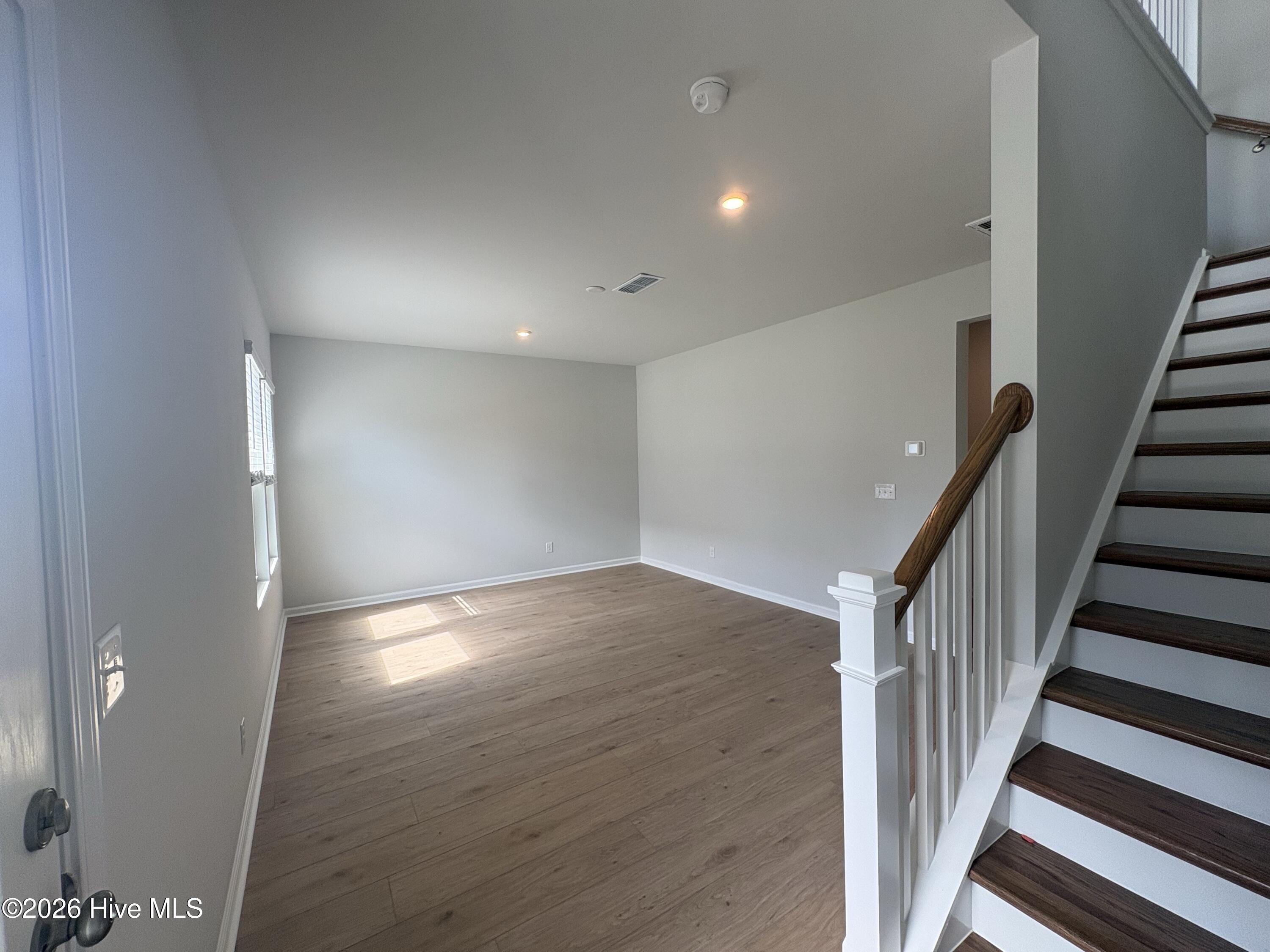 233 Pelican Flight Loop Property Photo 6