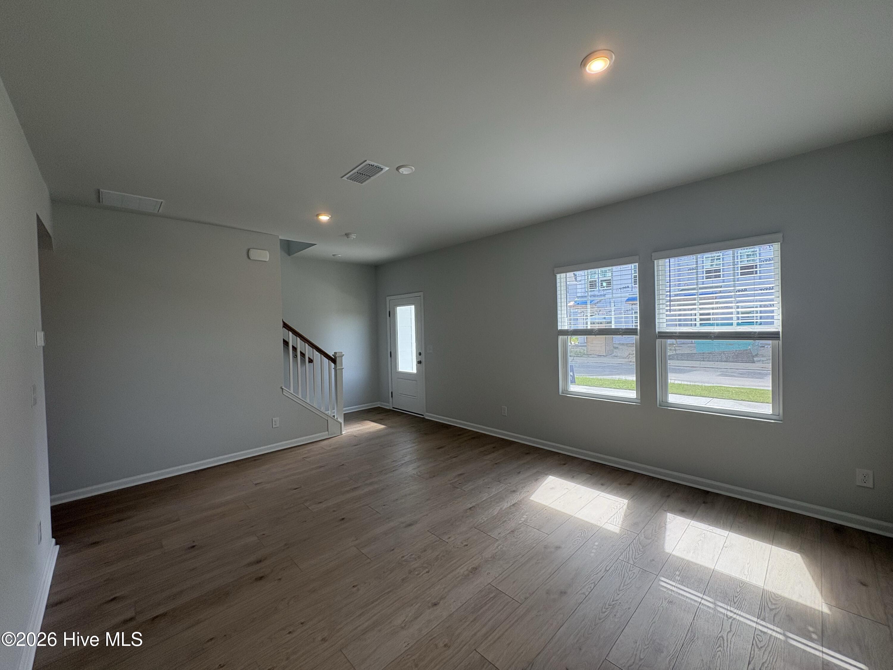 233 Pelican Flight Loop Property Photo 7