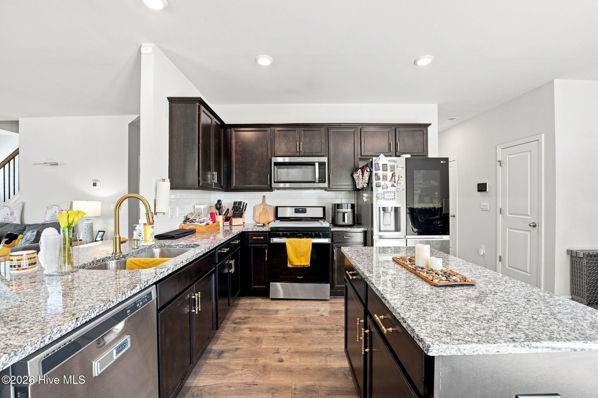 1012 Kellie Court Property Photo 12