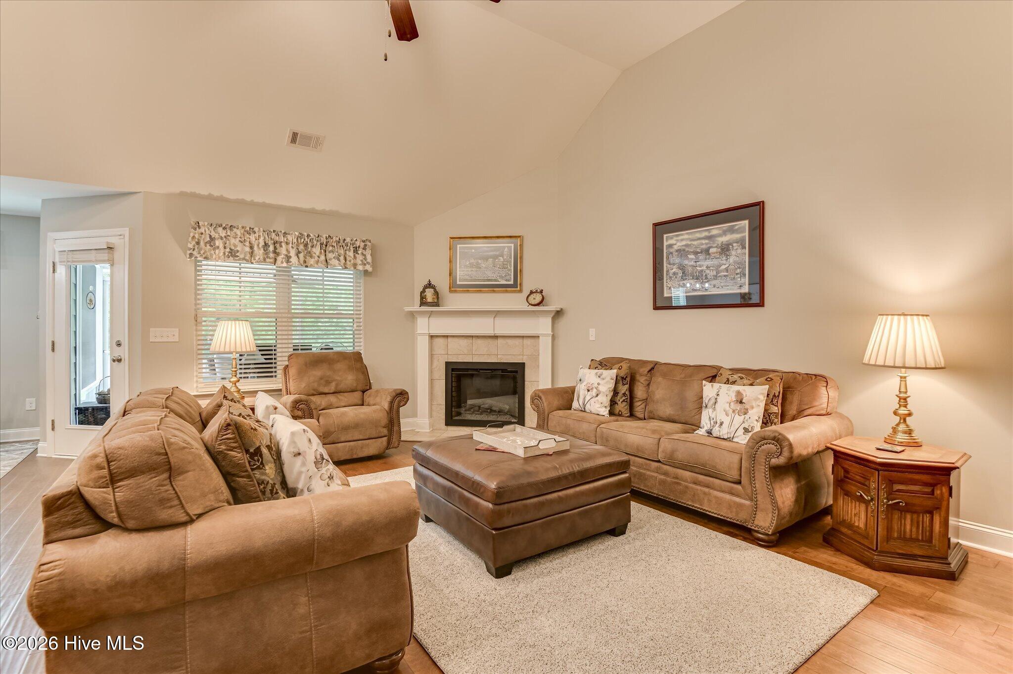 207 Torrey Pine Trail Property Photo 6