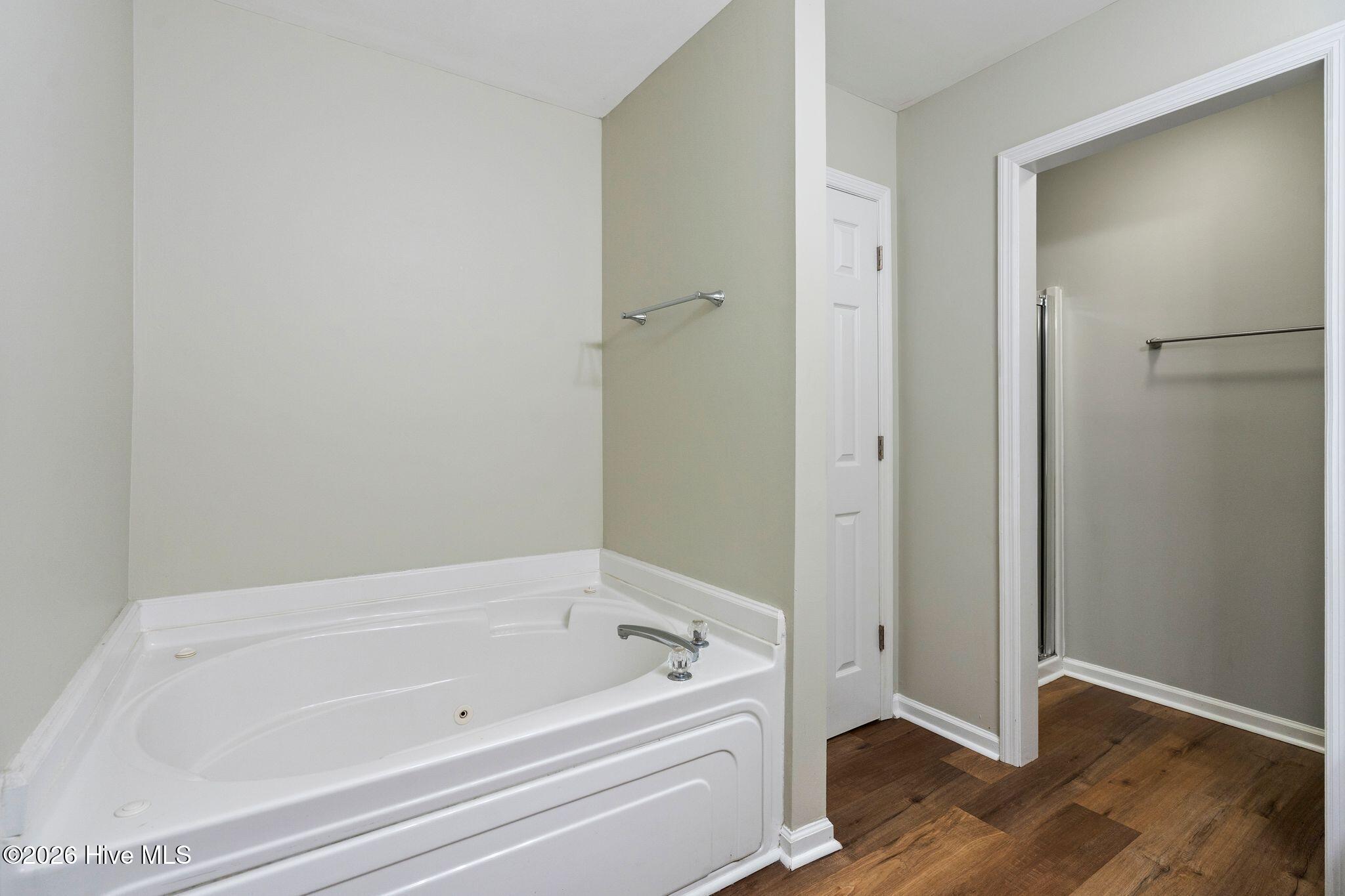709 Summertime Lane C Property Photo 23