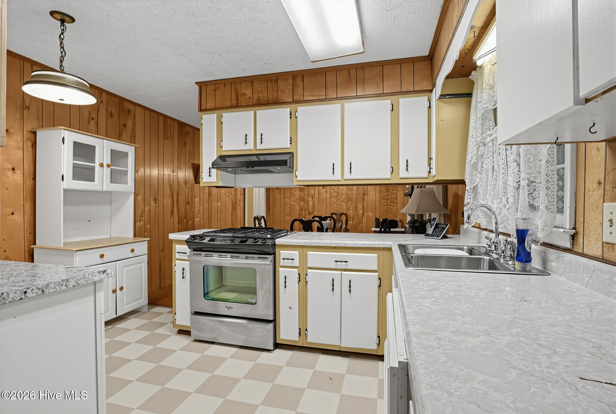 12621 Holly Lane Property Photo 11