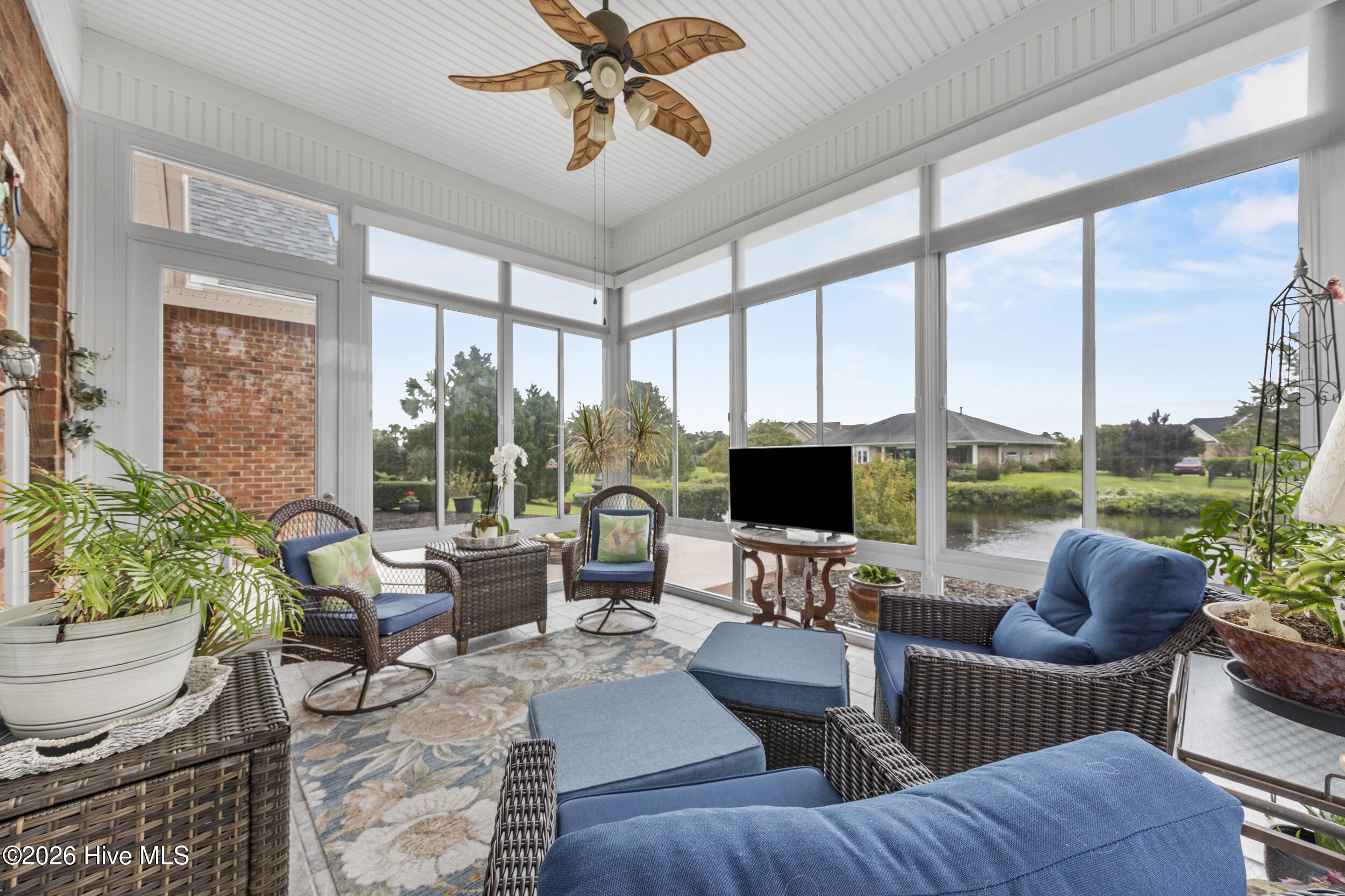 1001 Lismore Way Property Photo 4