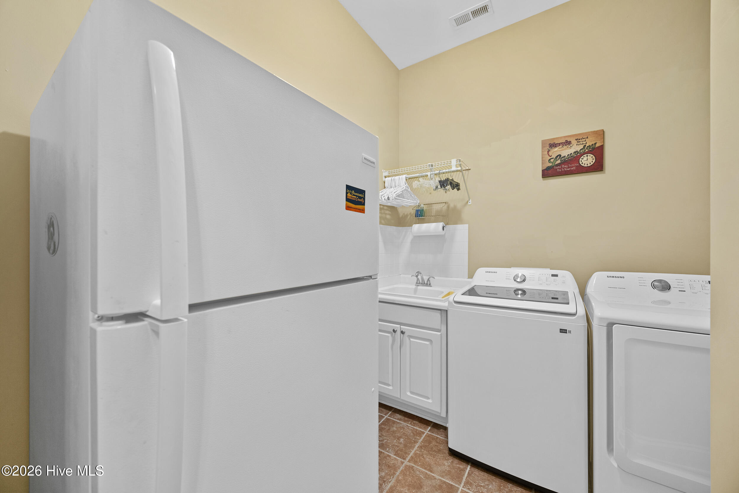 1001 Lismore Way Property Photo 34