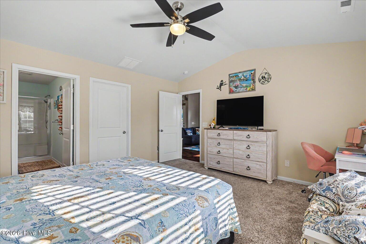 1092 Chadsey Lake Drive Property Photo 18