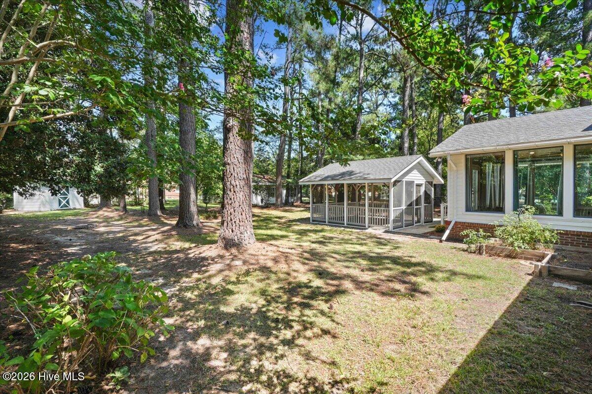 303 Mimosa Park Drive Property Photo 4