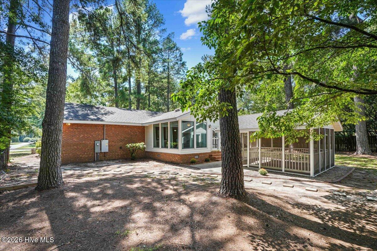 303 Mimosa Park Drive Property Photo 5