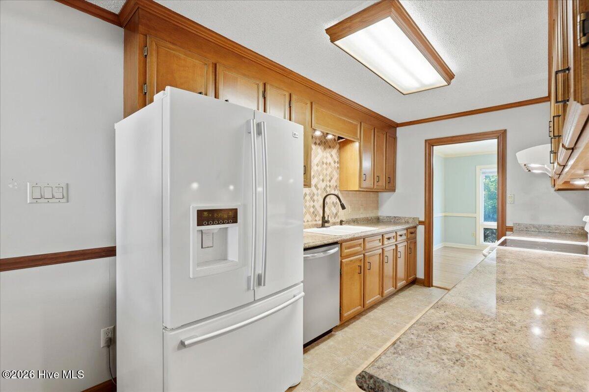 303 Mimosa Park Drive Property Photo 17