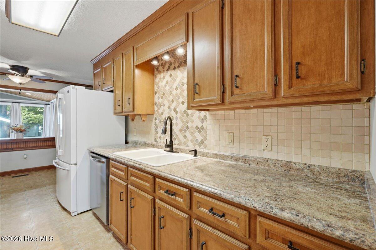 303 Mimosa Park Drive Property Photo 19