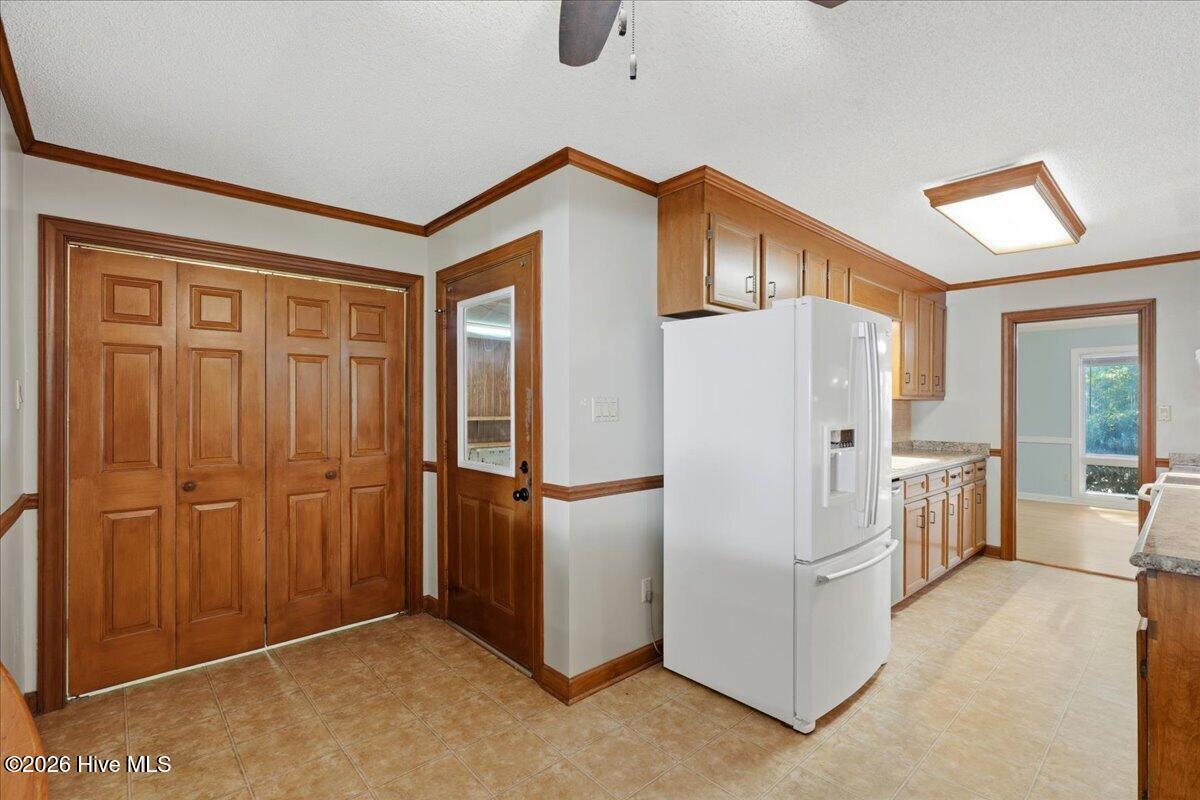 303 Mimosa Park Drive Property Photo 20