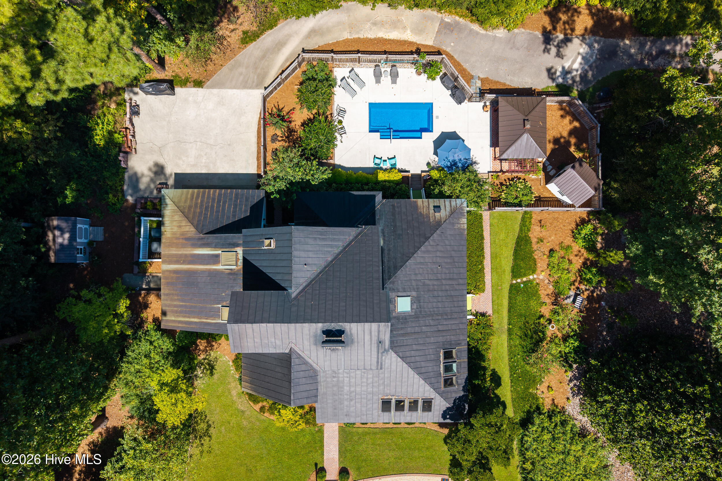156 Candlewood Road Property Photo 6