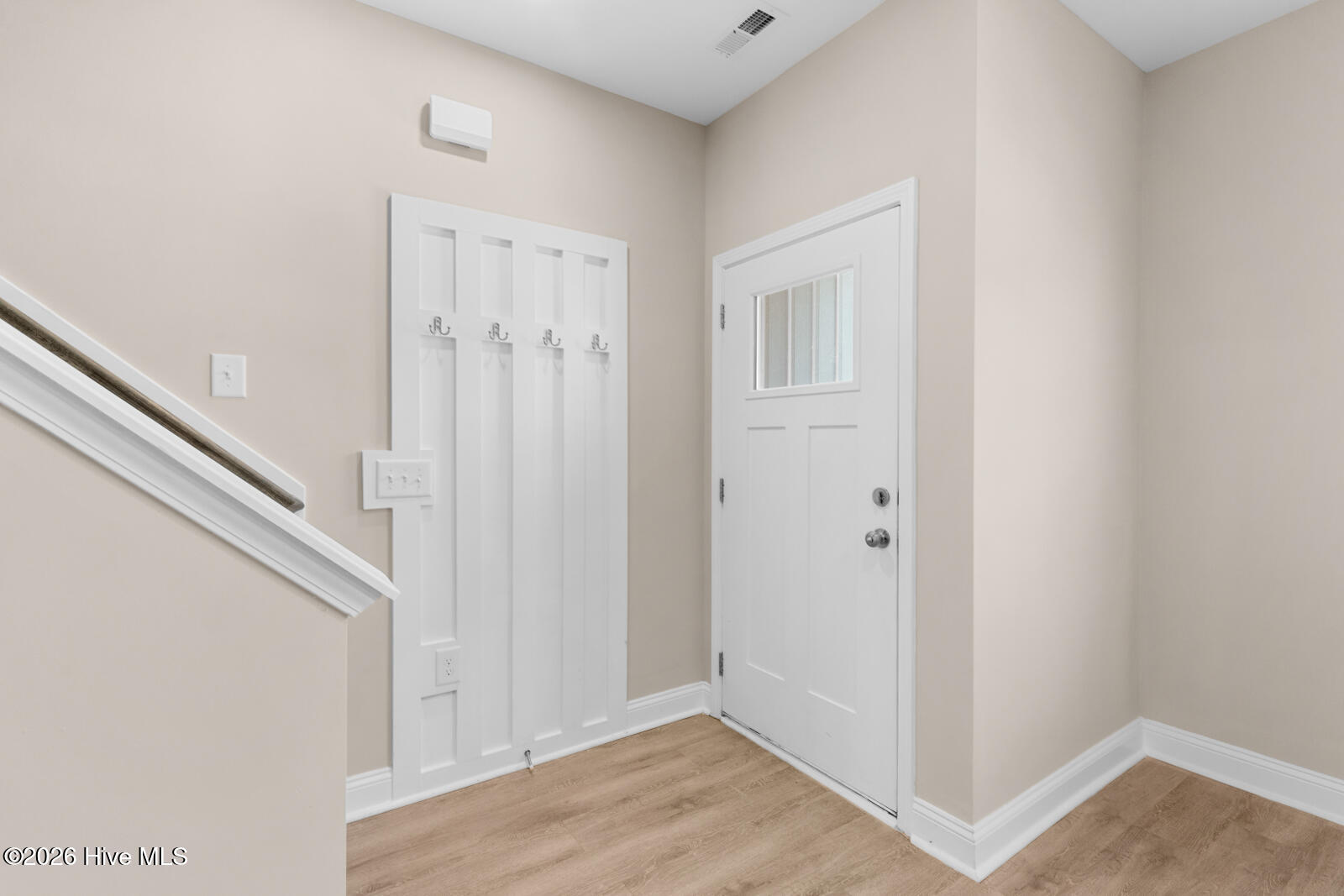 608 Jacks Crossing Drive Property Photo 10