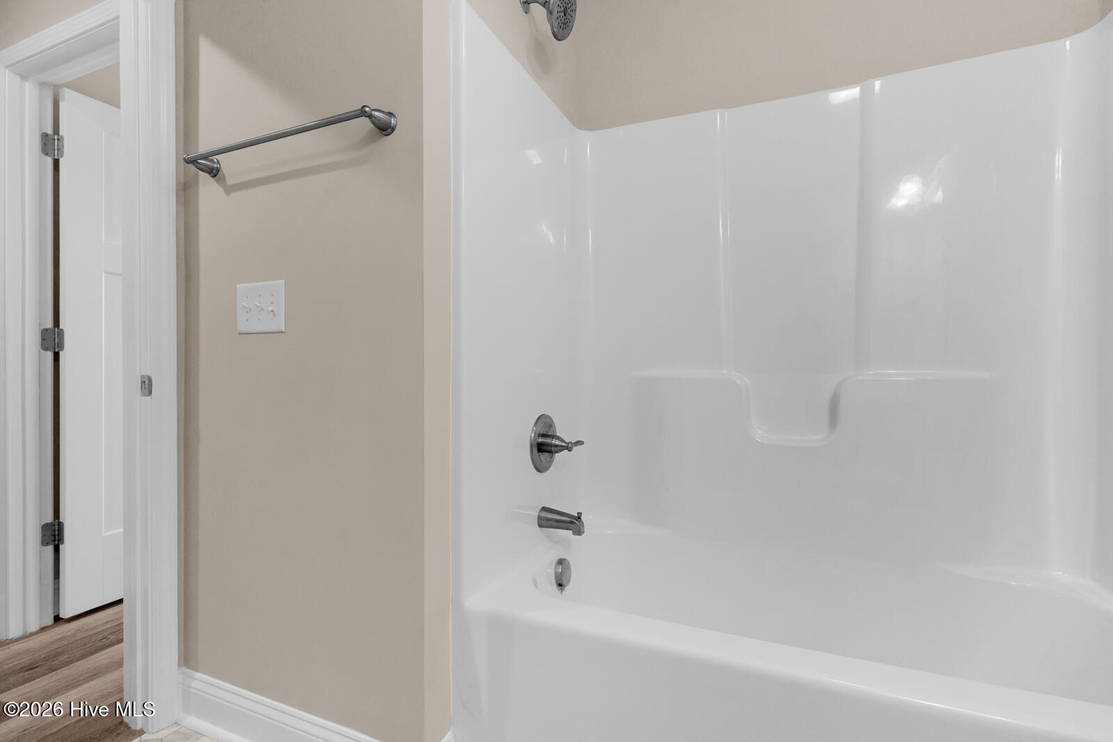 608 Jacks Crossing Drive Property Photo 15