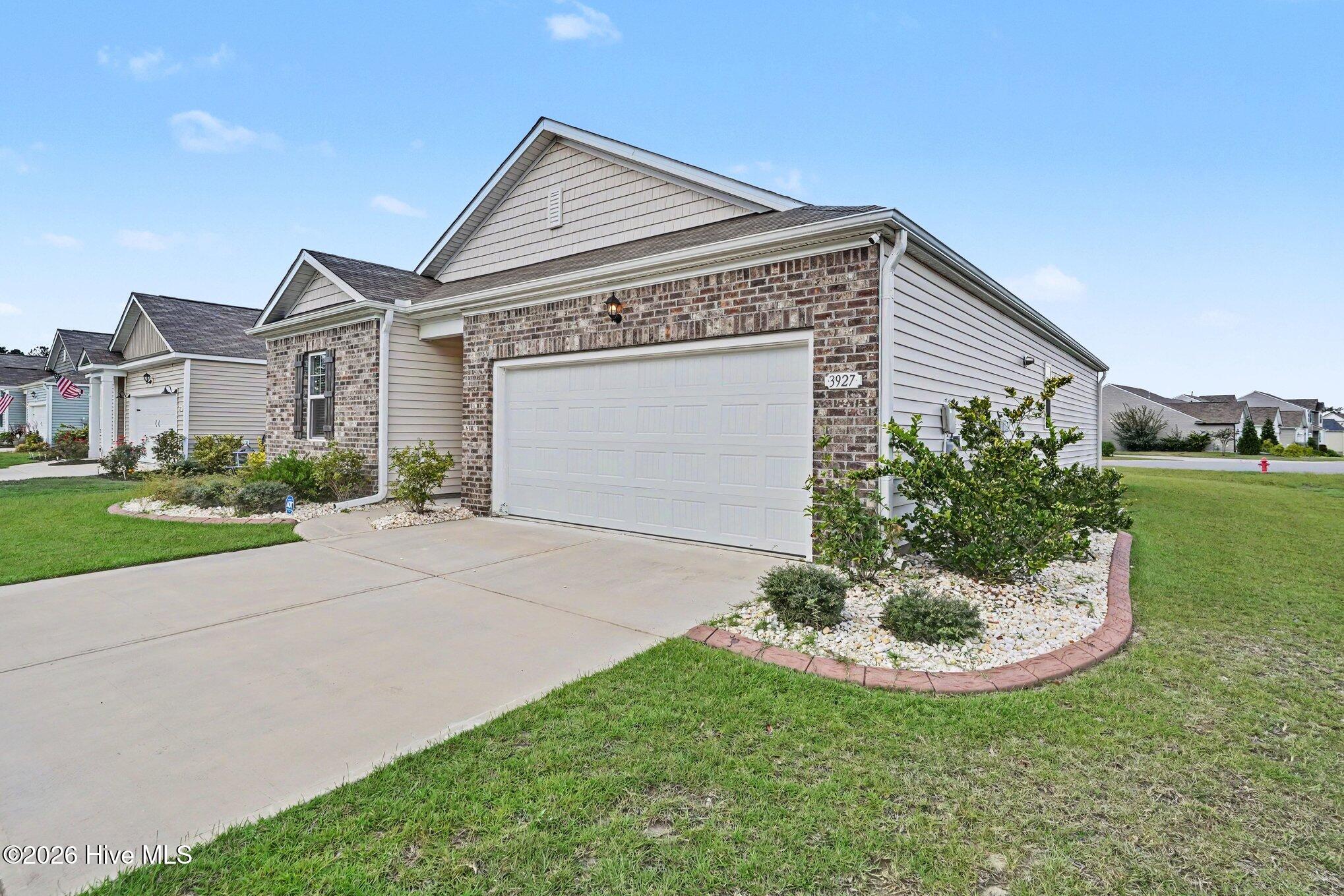 3927 Nandina Court Property Photo 3