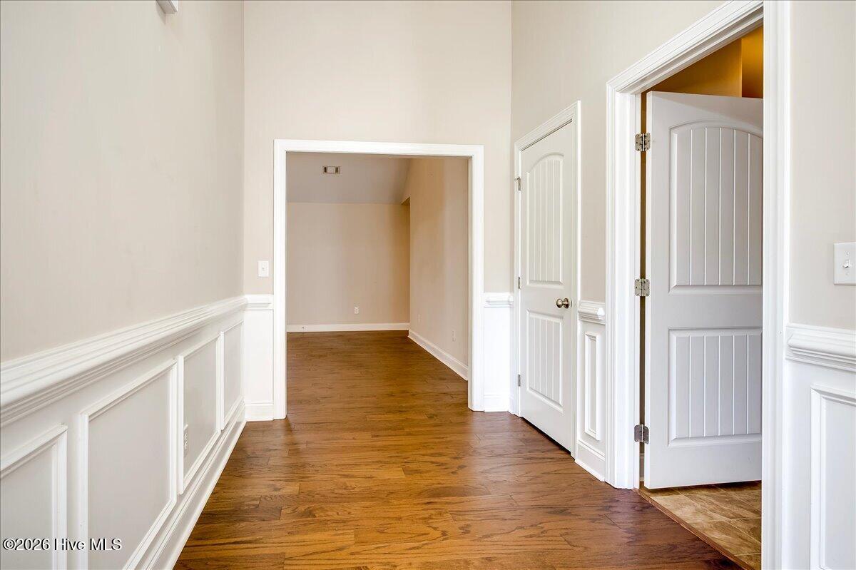 1213 Derby Lane Property Photo 3