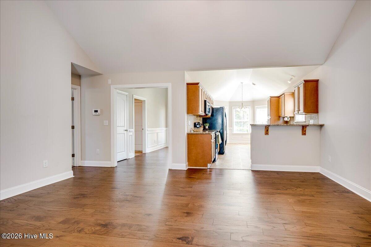 1213 Derby Lane Property Photo 10