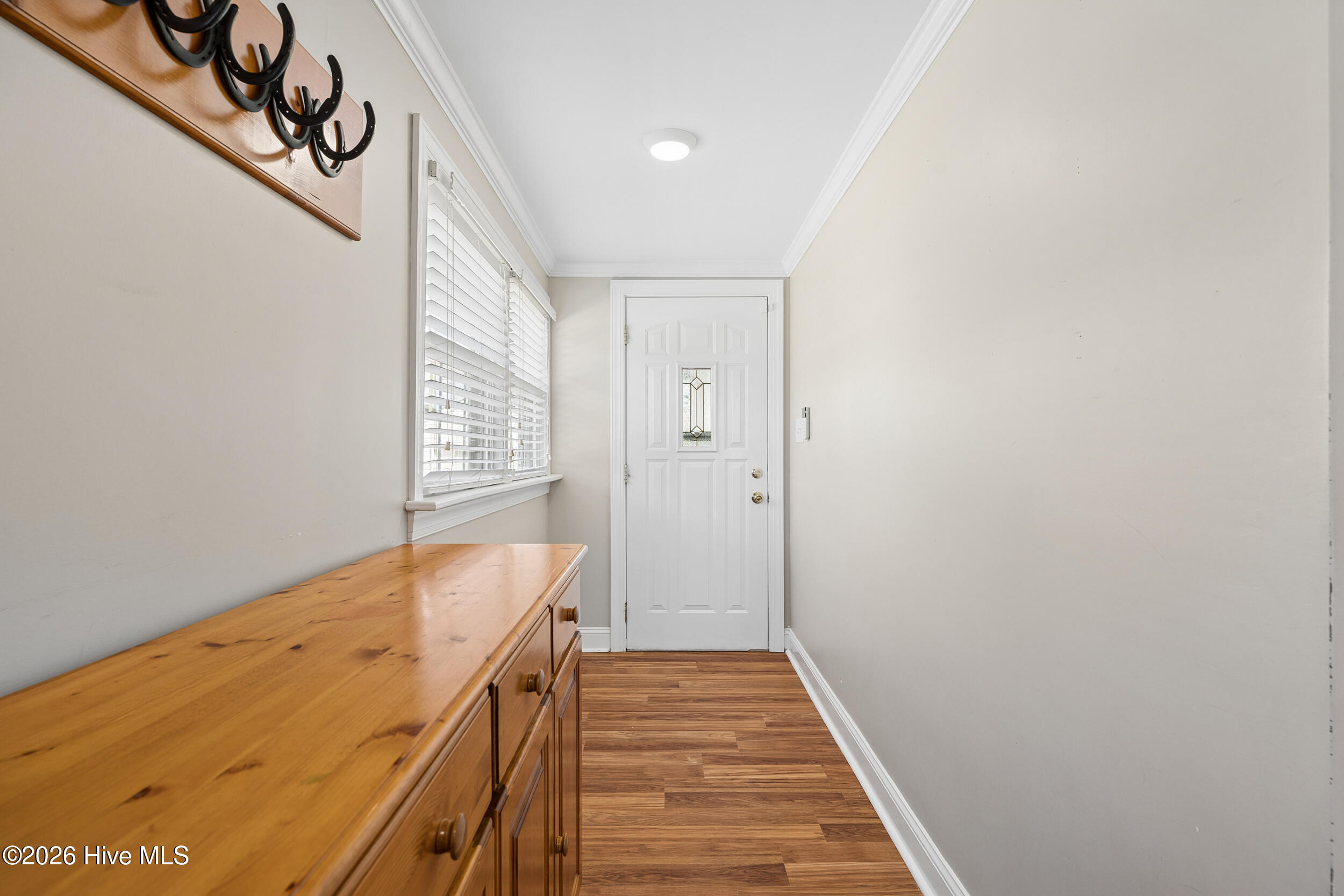 1035 W Saint James Street Property Photo 23