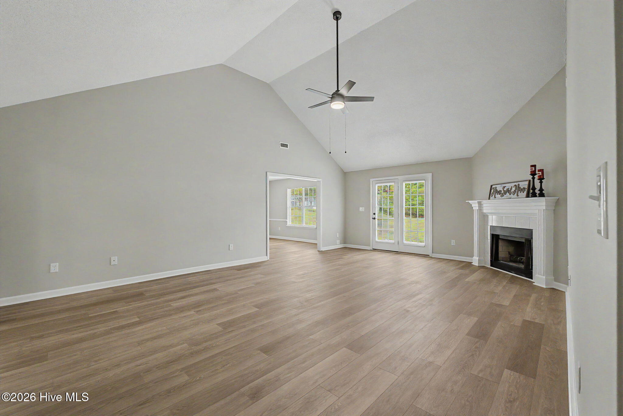 2933 Arrowwood Circle Property Photo 10