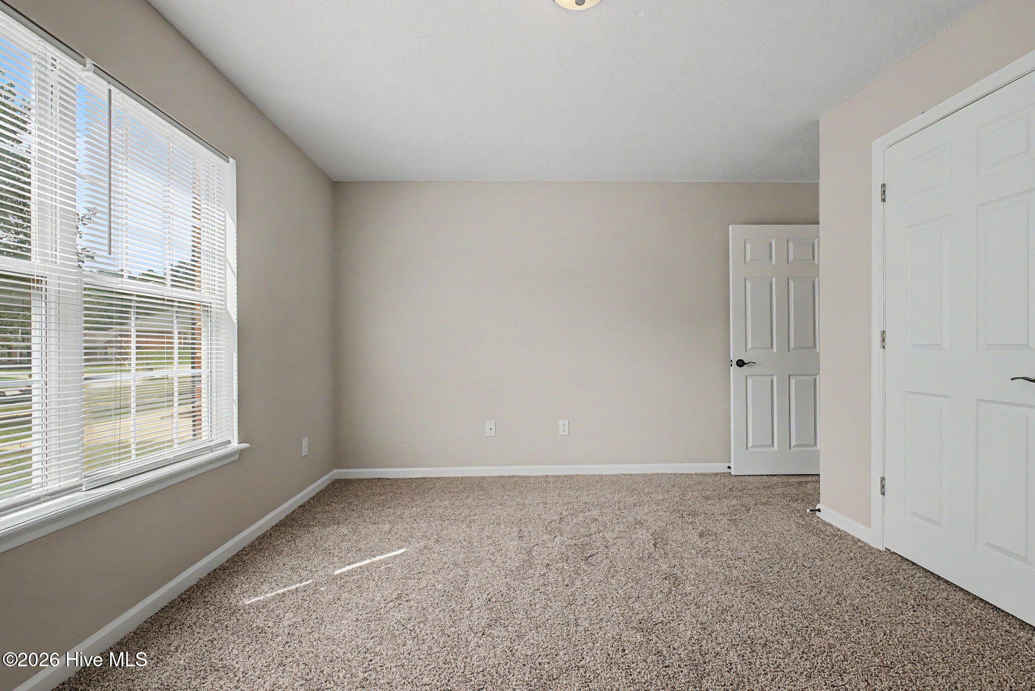 2933 Arrowwood Circle Property Photo 23