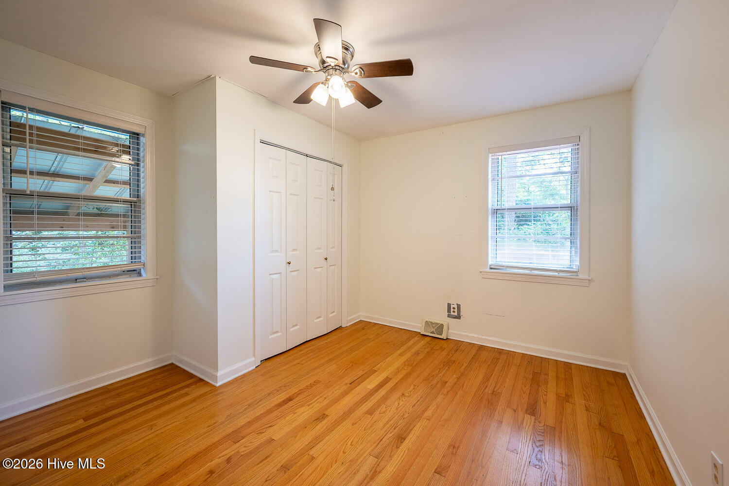 511 W 4th Street Property Photo 17