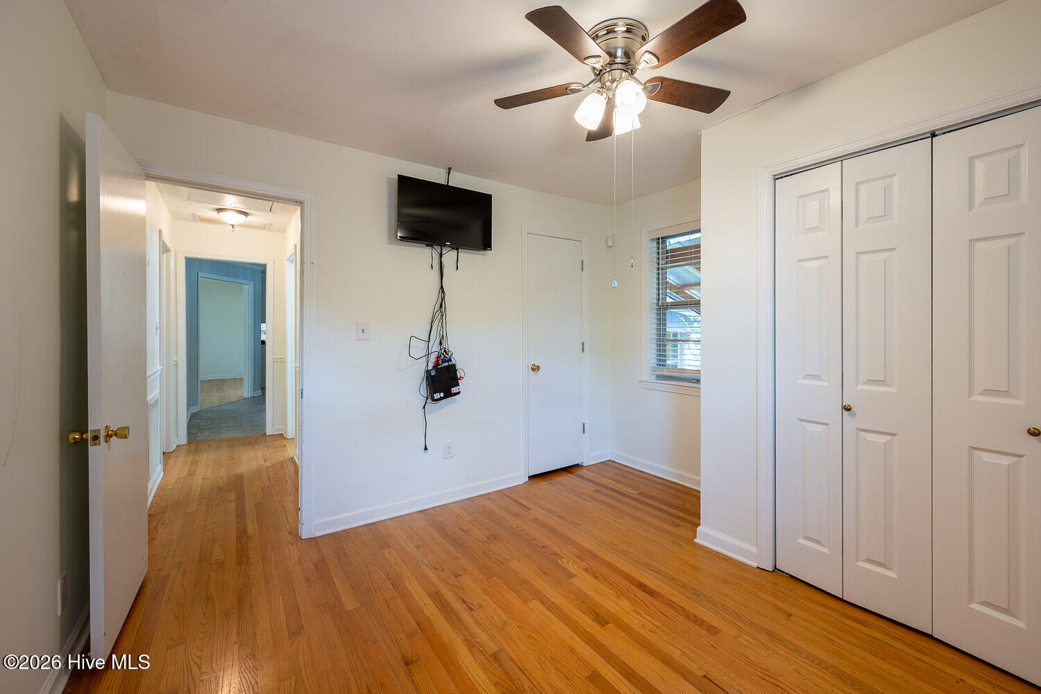 511 W 4th Street Property Photo 18