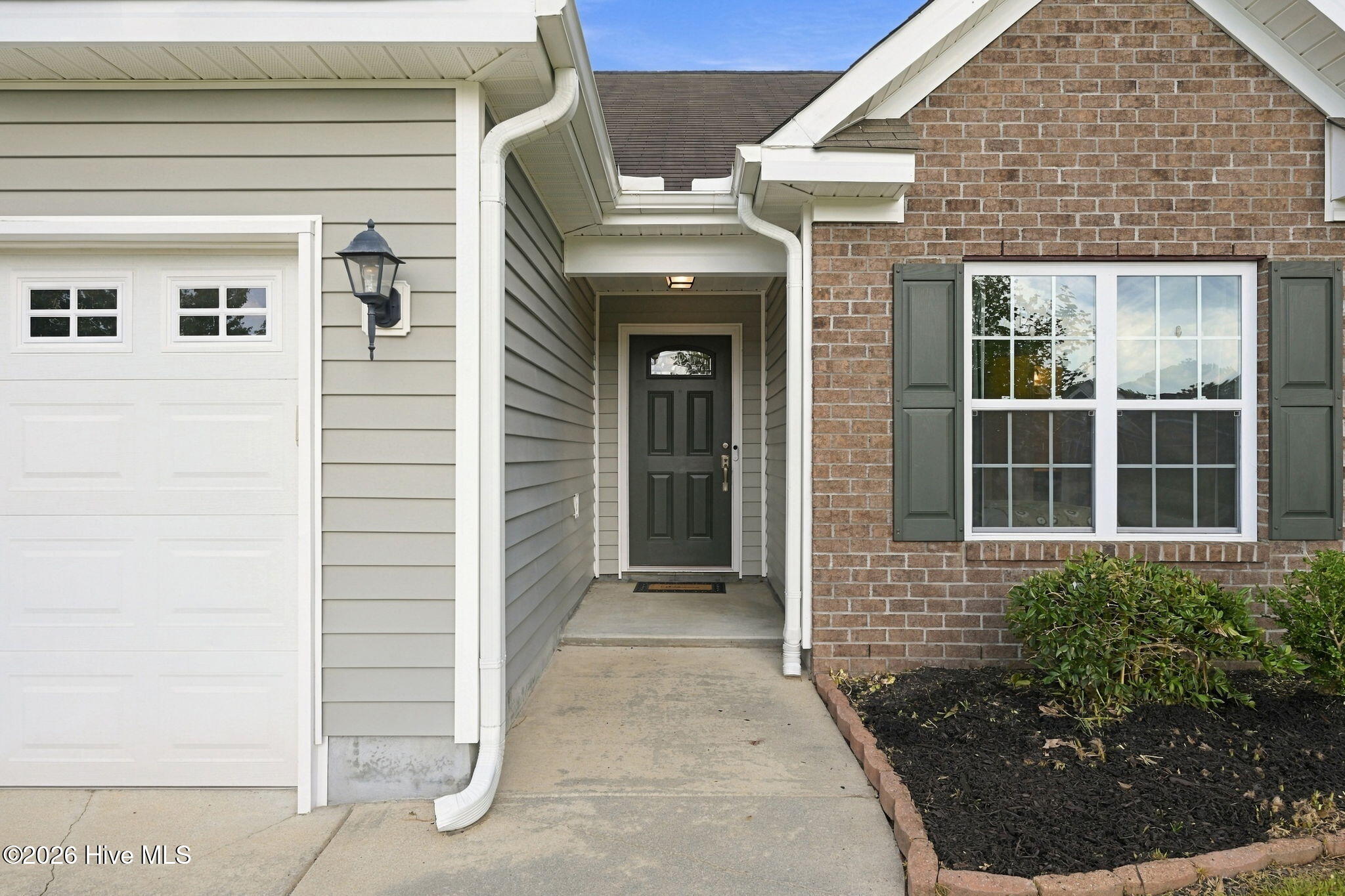 304 Lynden Lane Property Photo 5