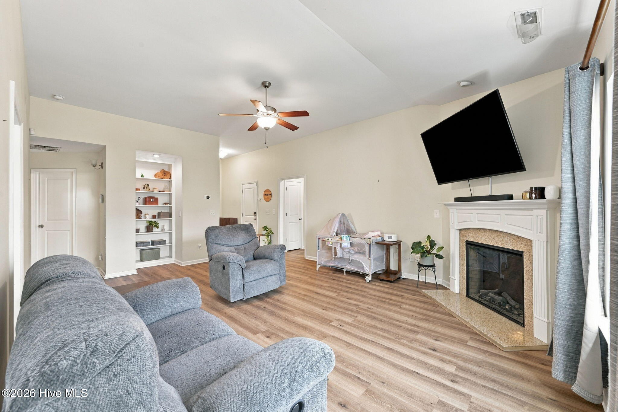 304 Lynden Lane Property Photo 10