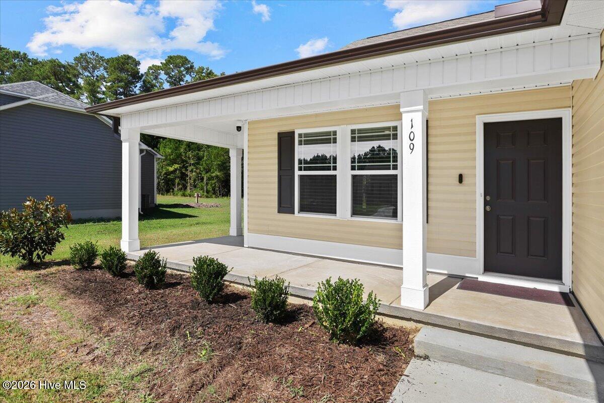 109 Windemere Lane Property Photo 2