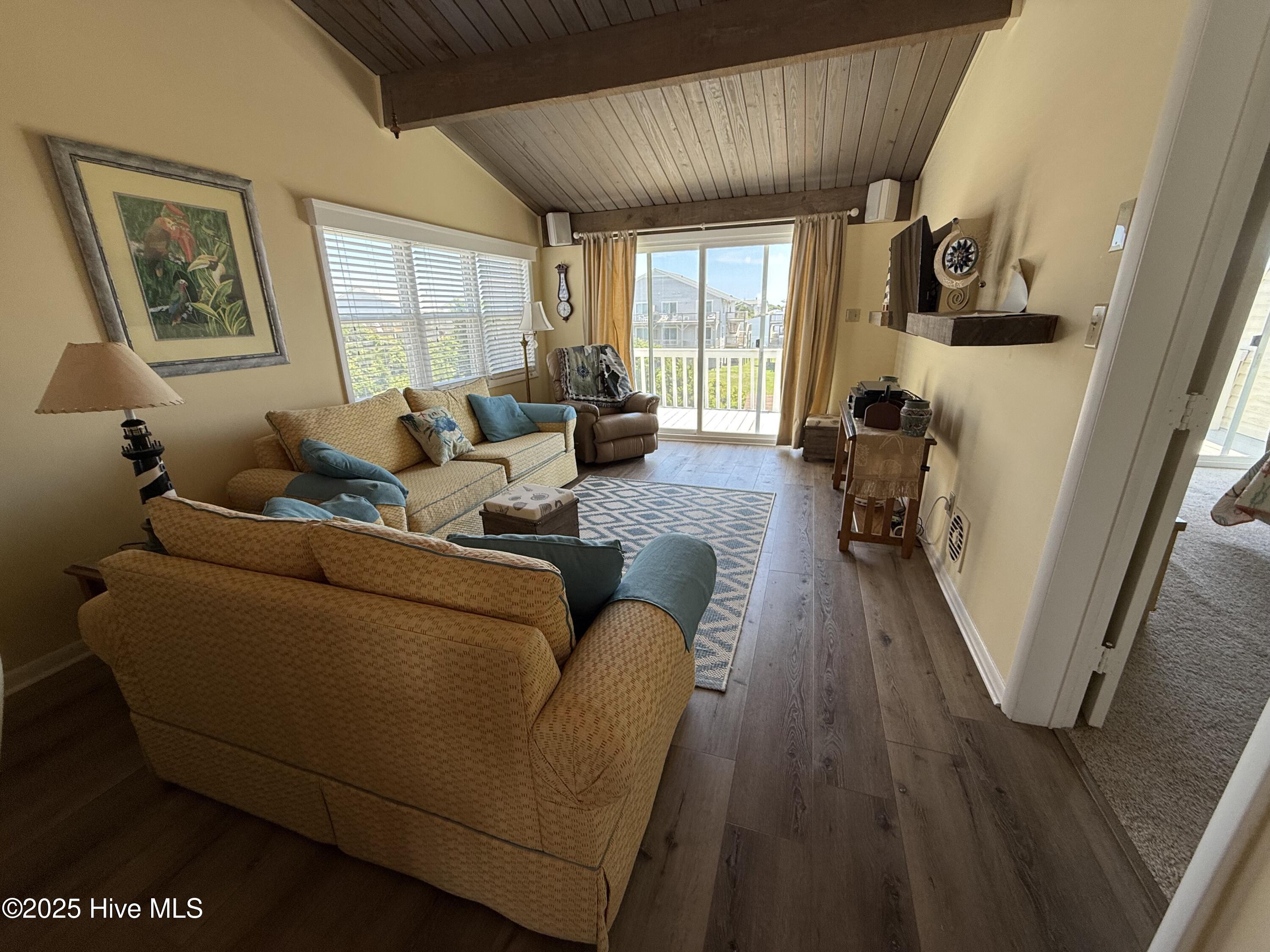 113 Dunes Court B Property Photo 9