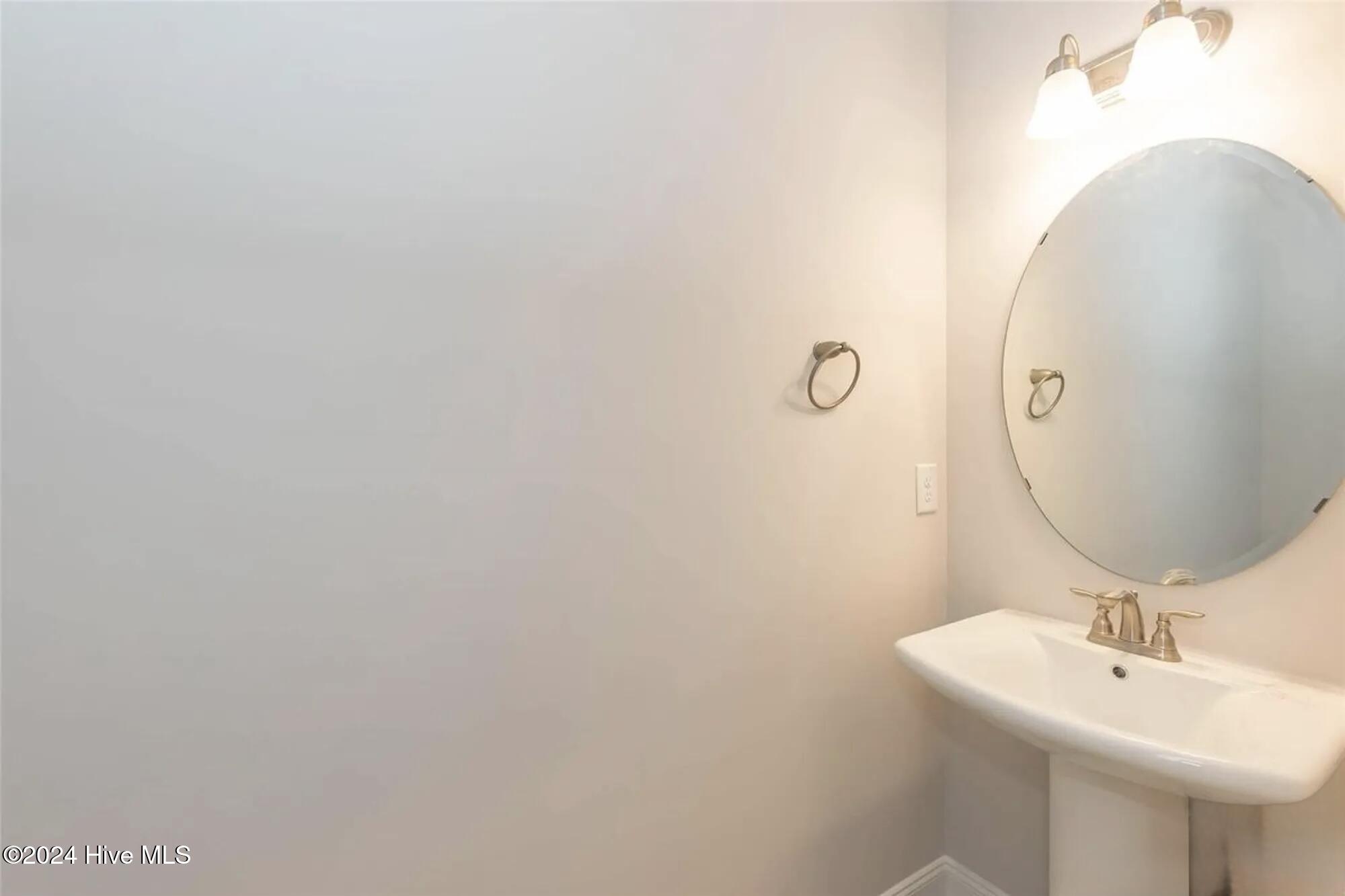 180 Seashore Street Property Photo 21