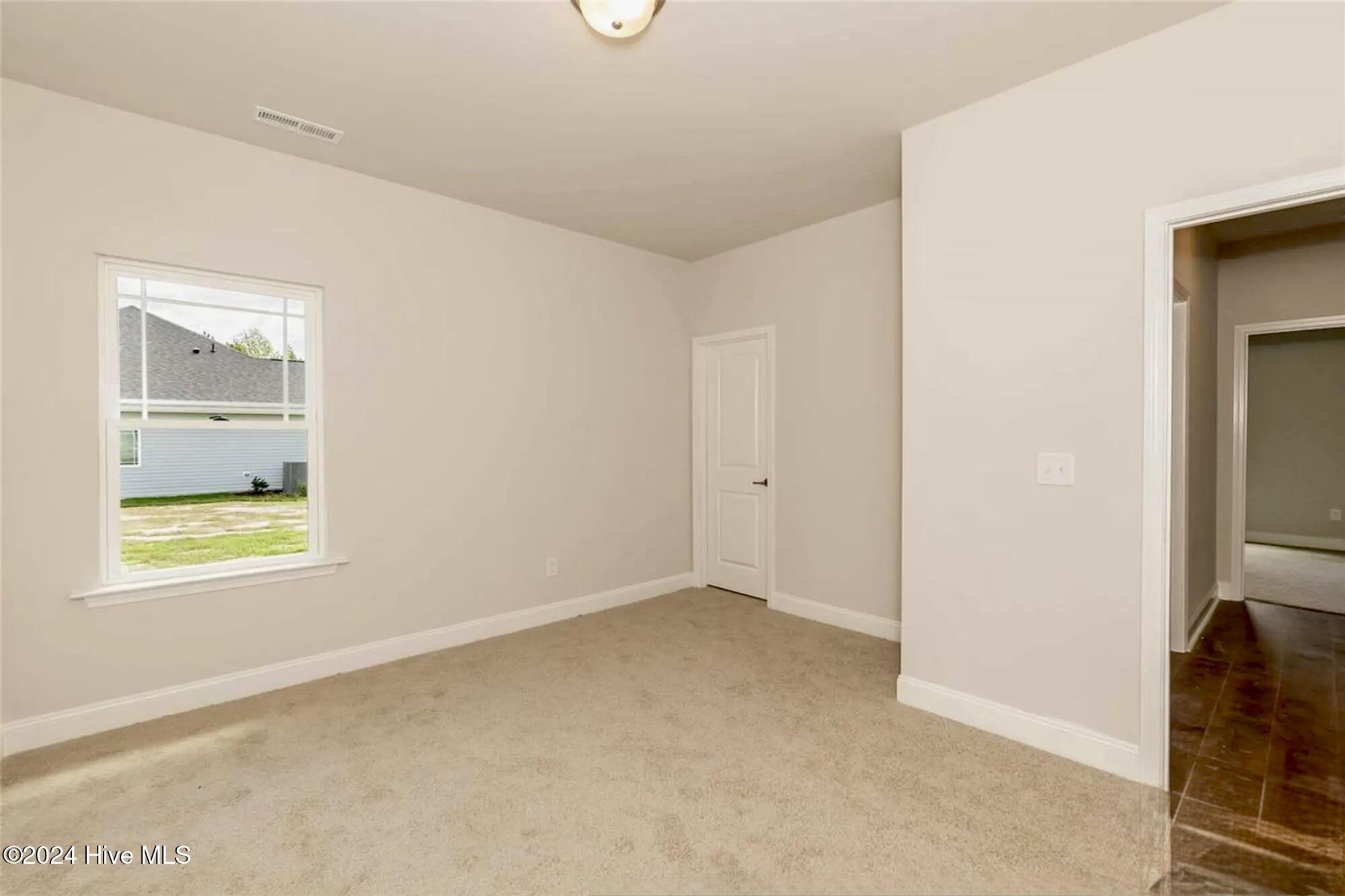 180 Seashore Street Property Photo 22