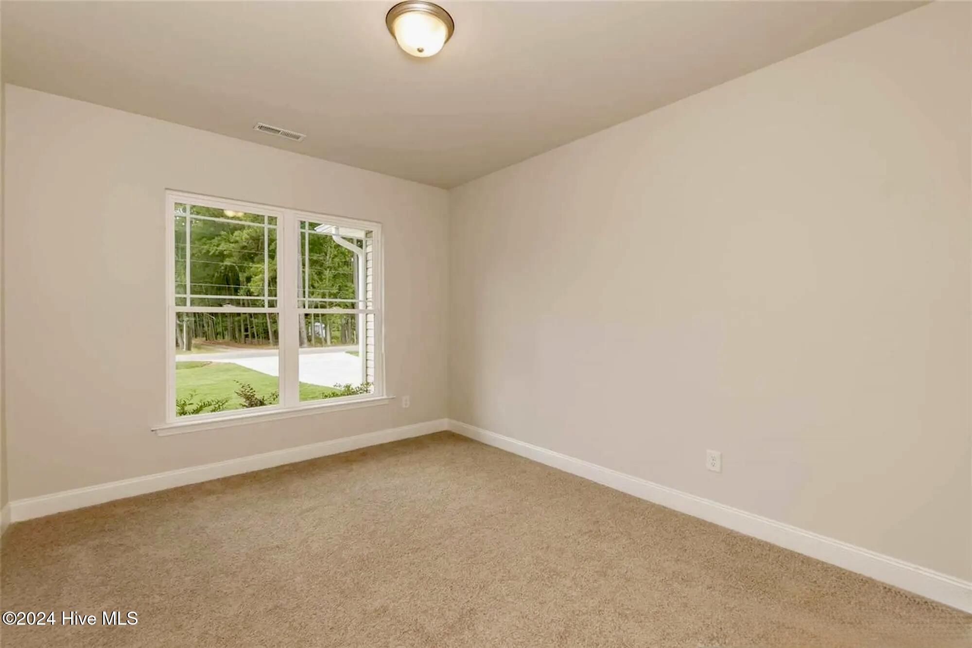180 Seashore Street Property Photo 23