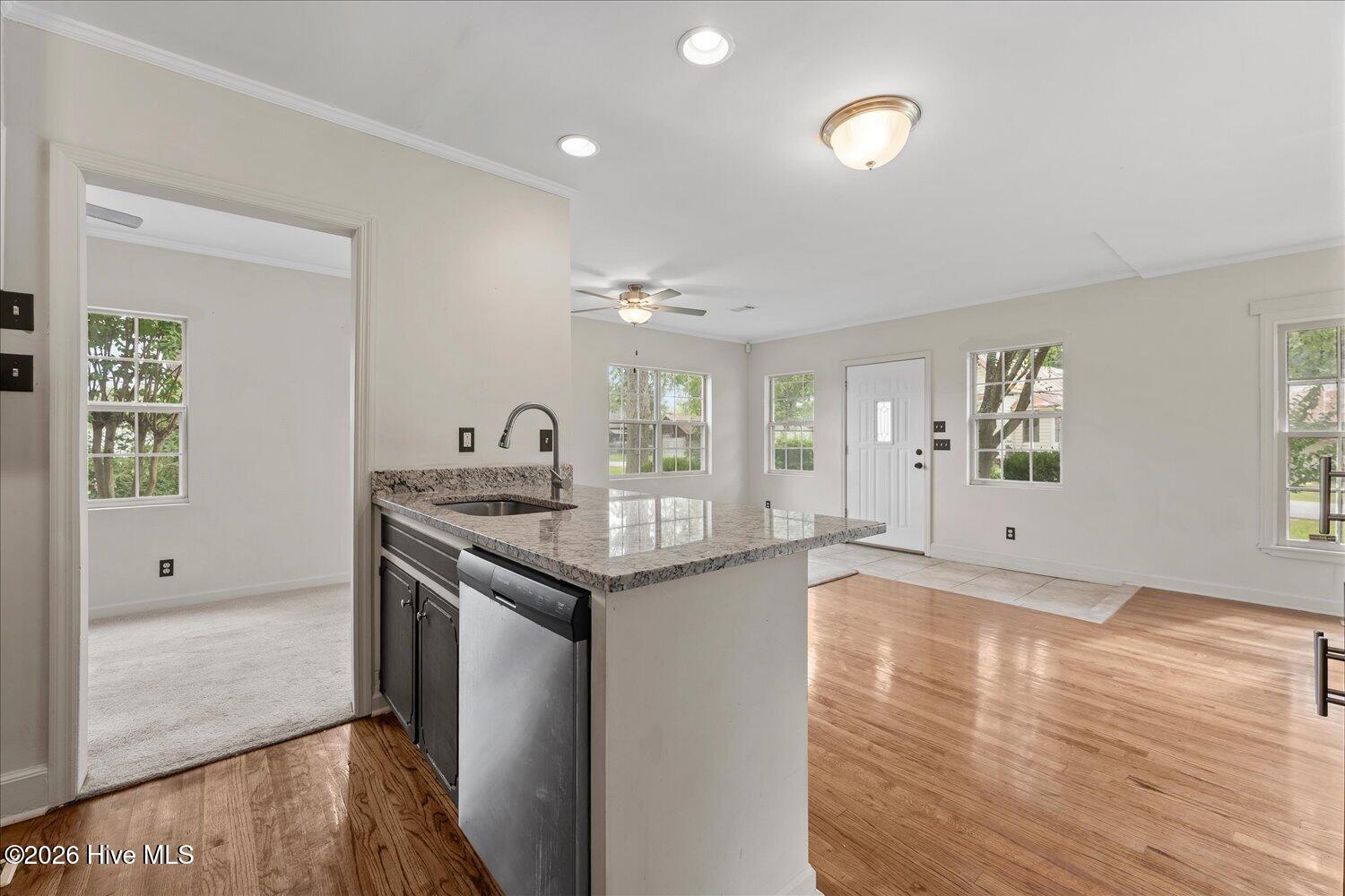 180 S Easy Street Property Photo 6