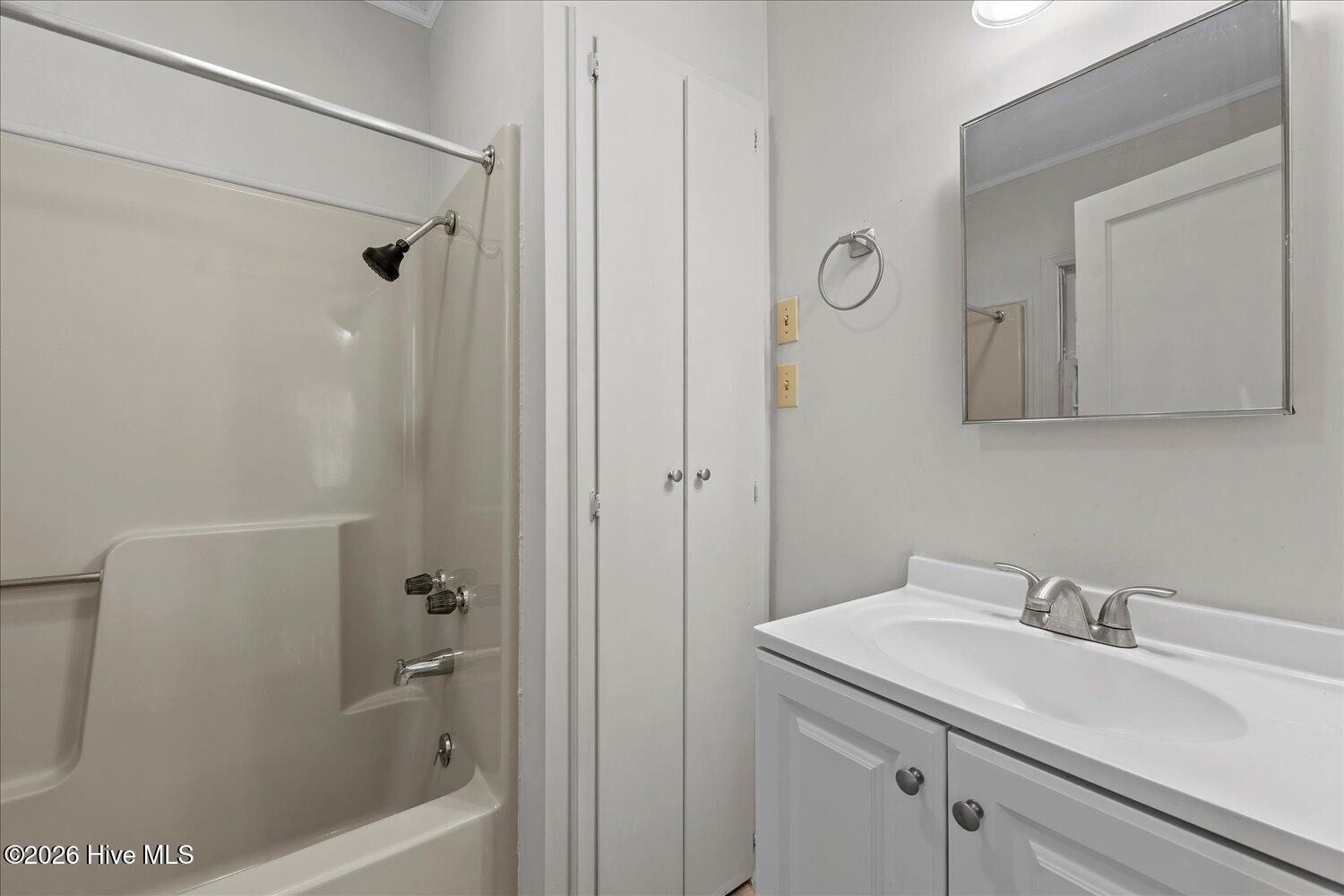 180 S Easy Street Property Photo 16