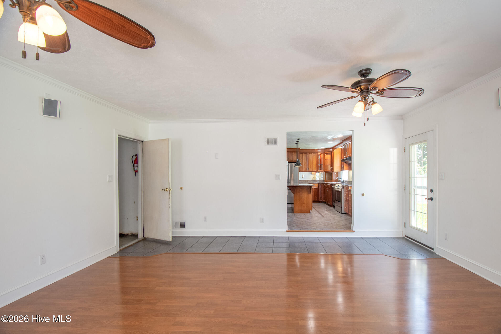 201 Sycamore Drive Property Photo 7