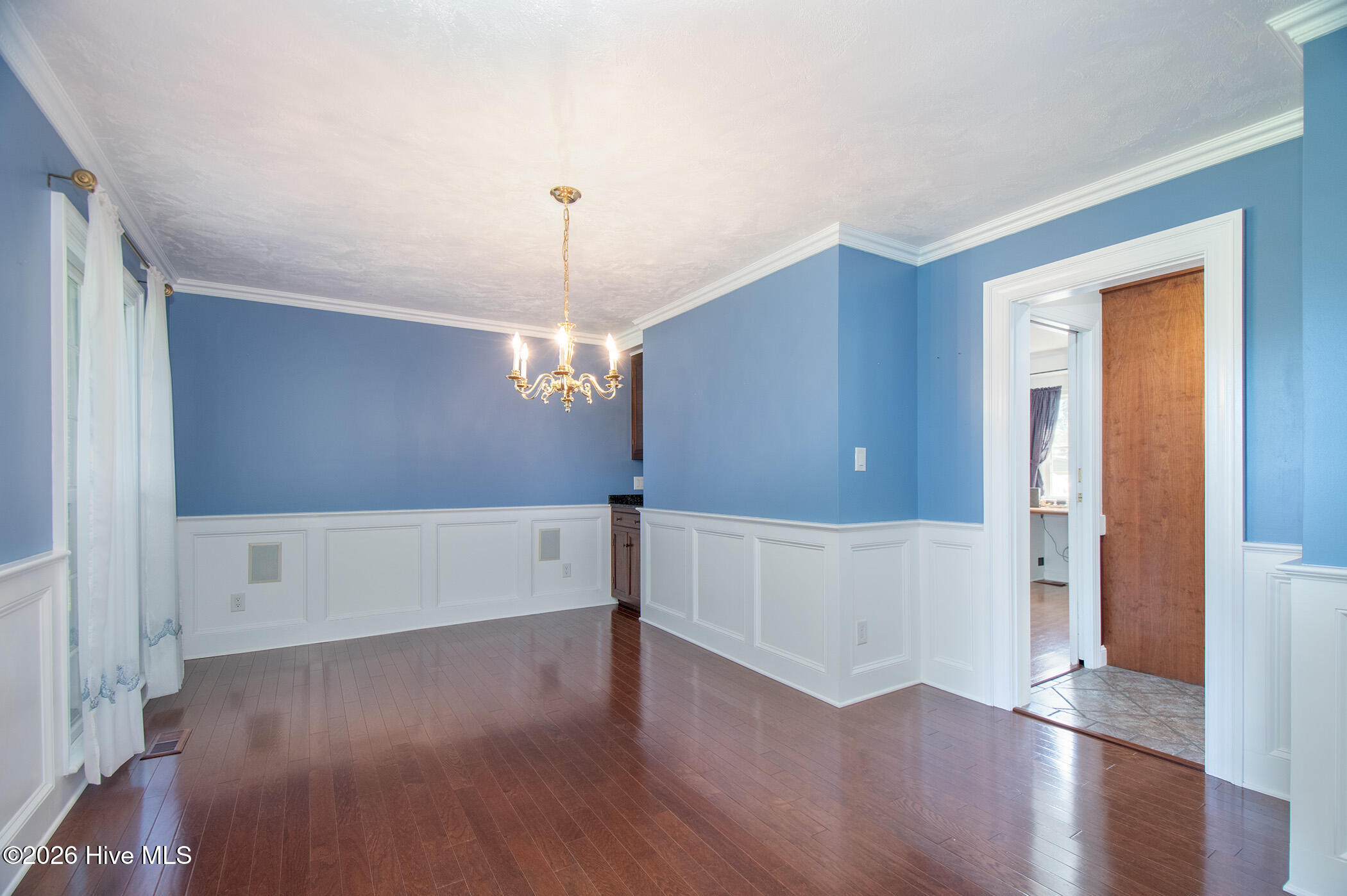 201 Sycamore Drive Property Photo 14