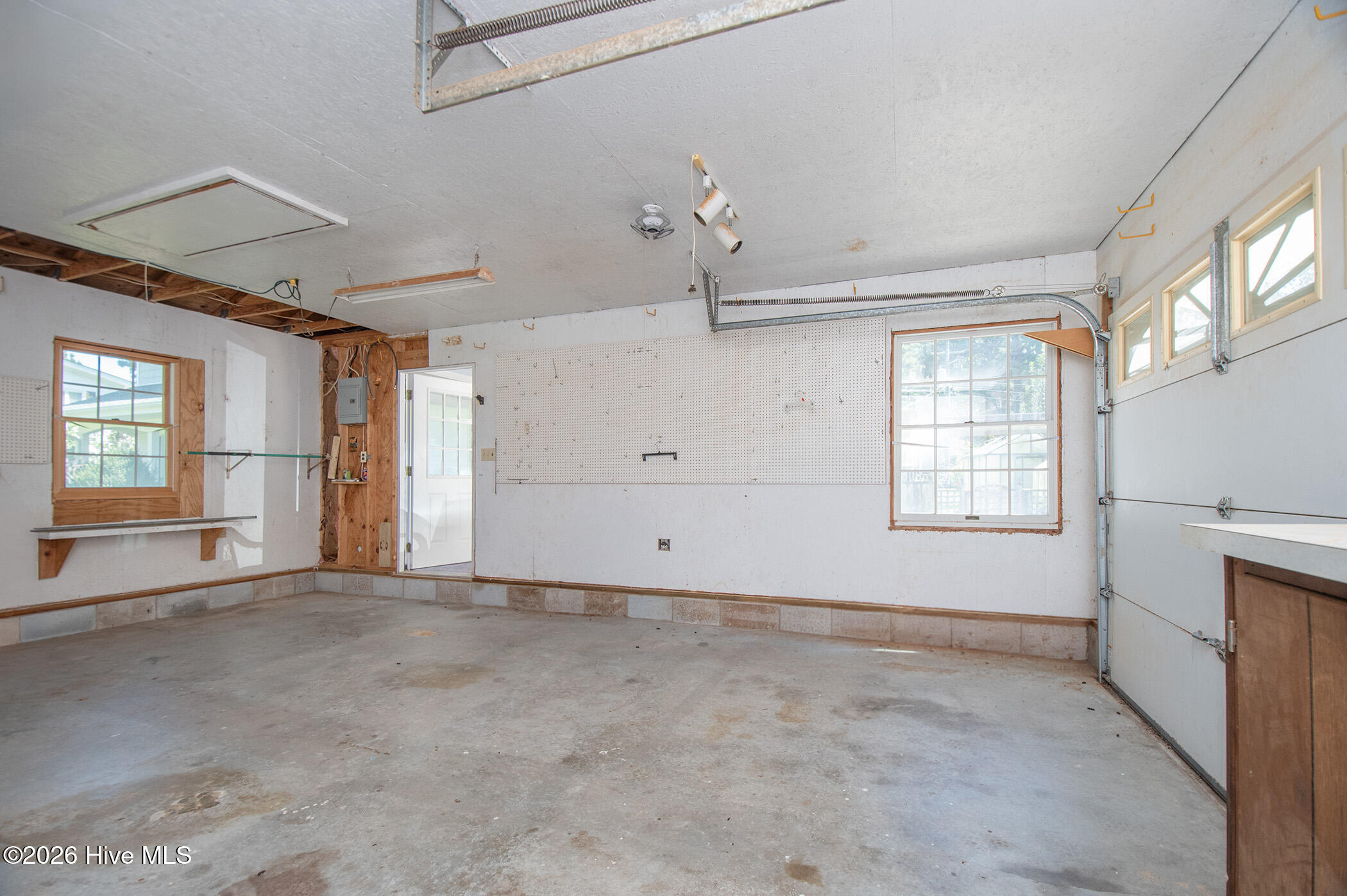 201 Sycamore Drive Property Photo 32