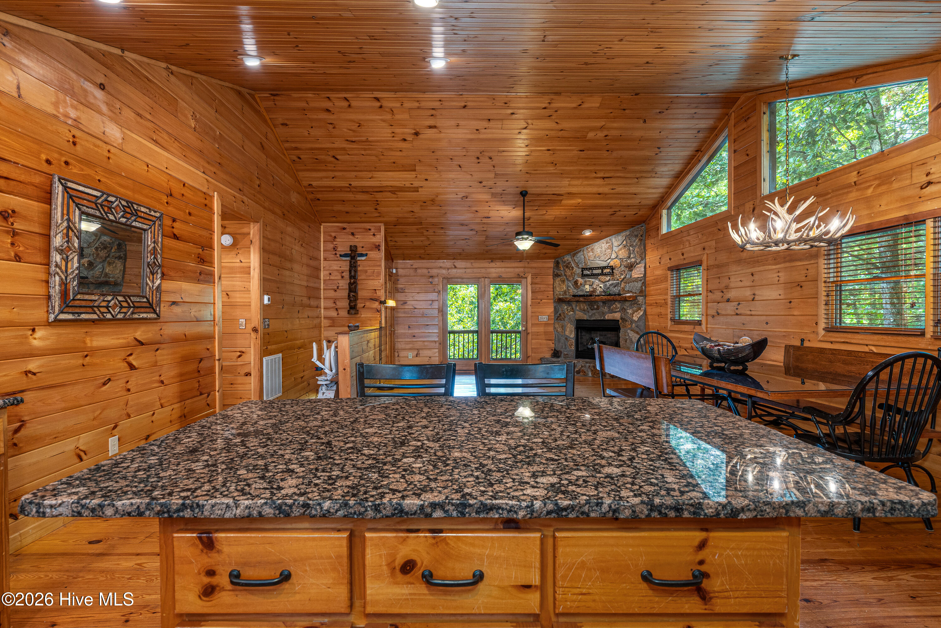 635 Brasstown View Road Property Photo 11