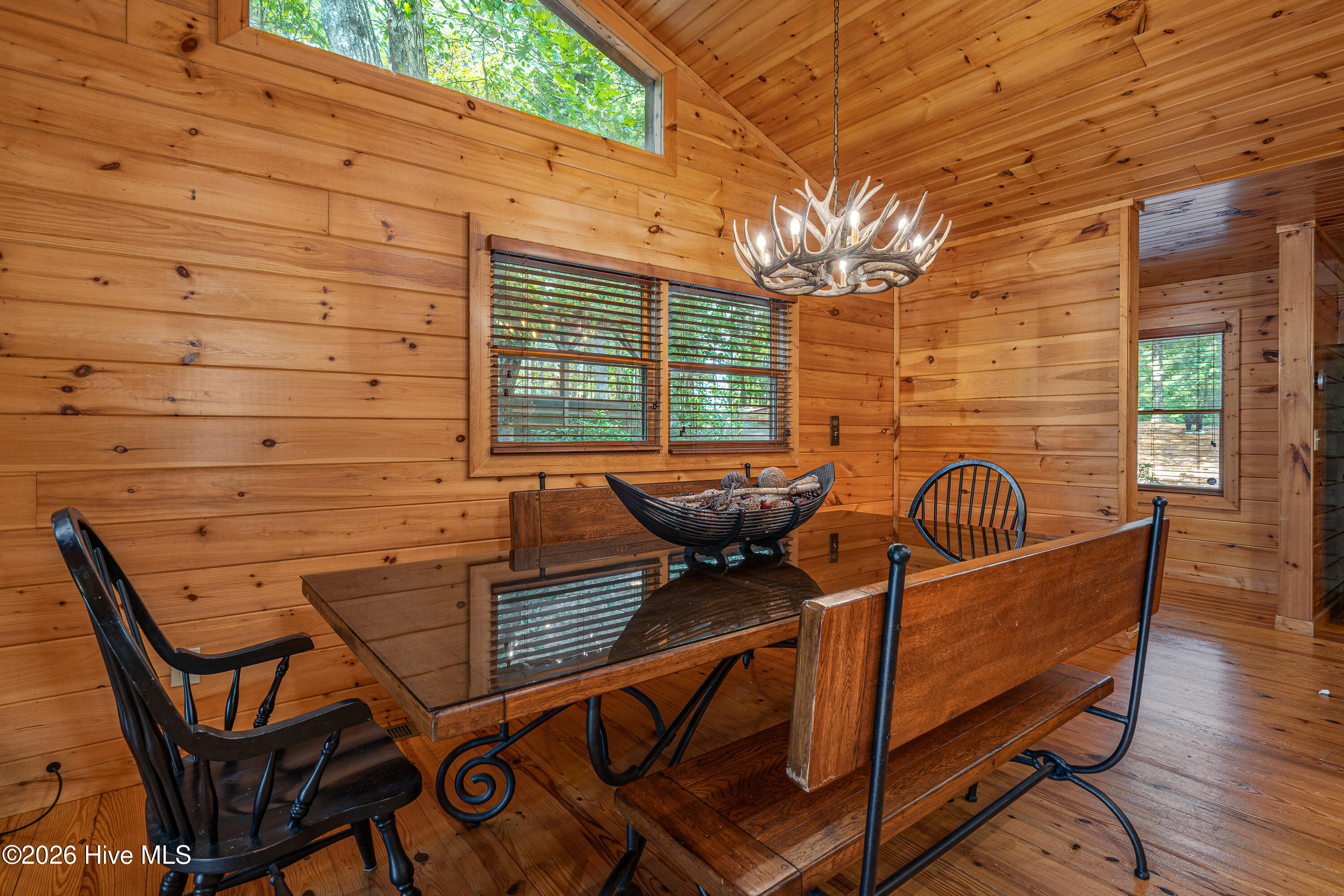 635 Brasstown View Road Property Photo 14