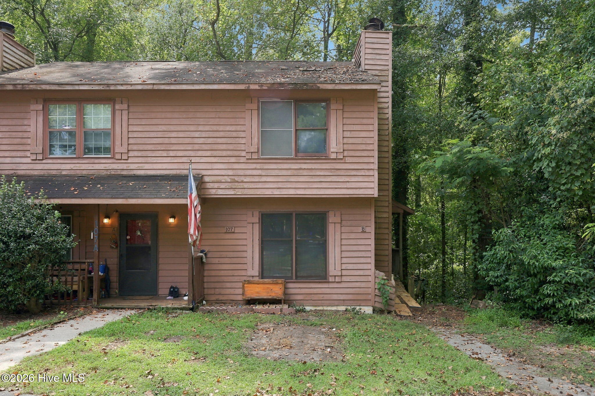 107 Eric Court B Property Photo 1