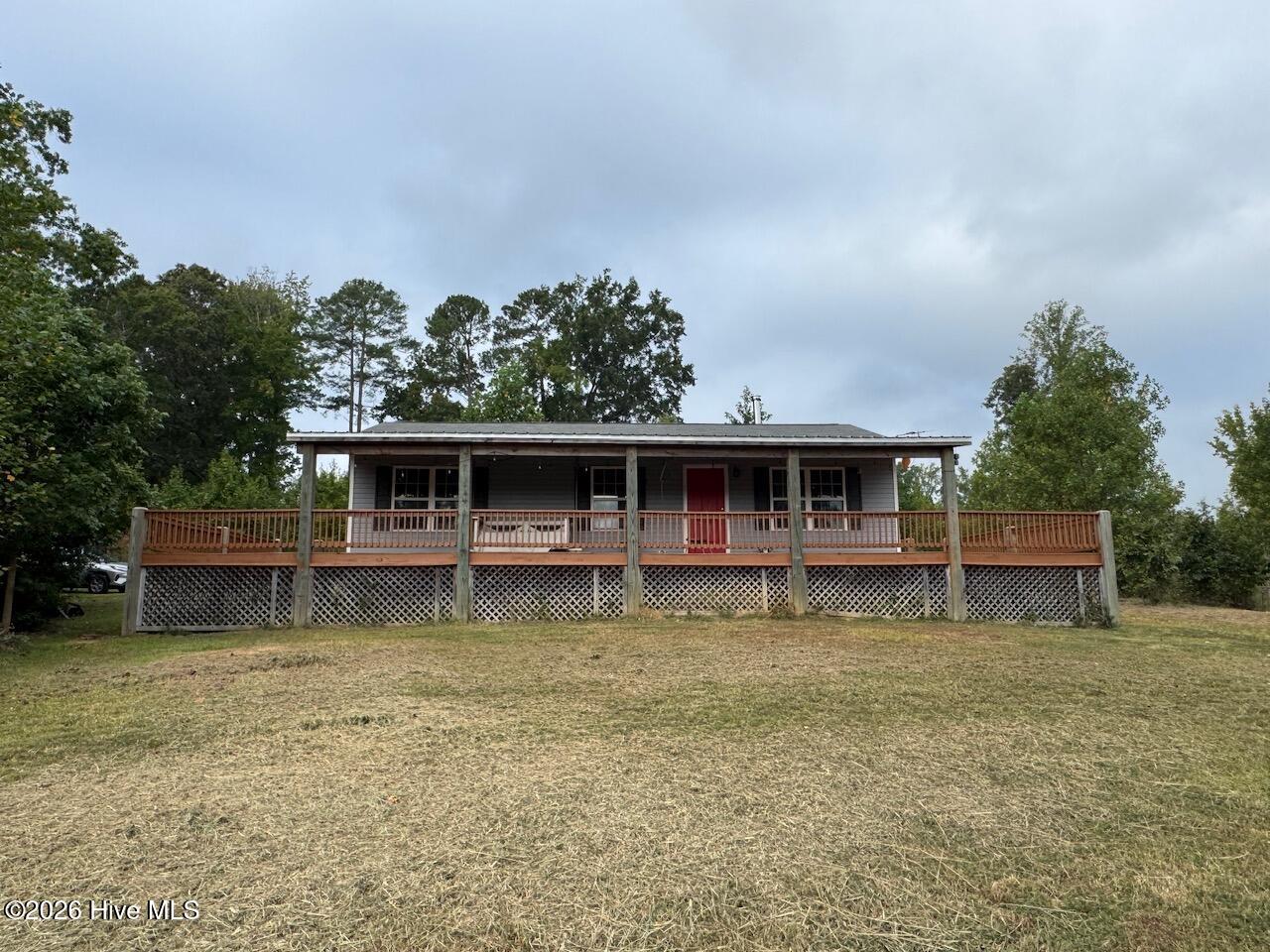 1595 Green Road Property Photo 1