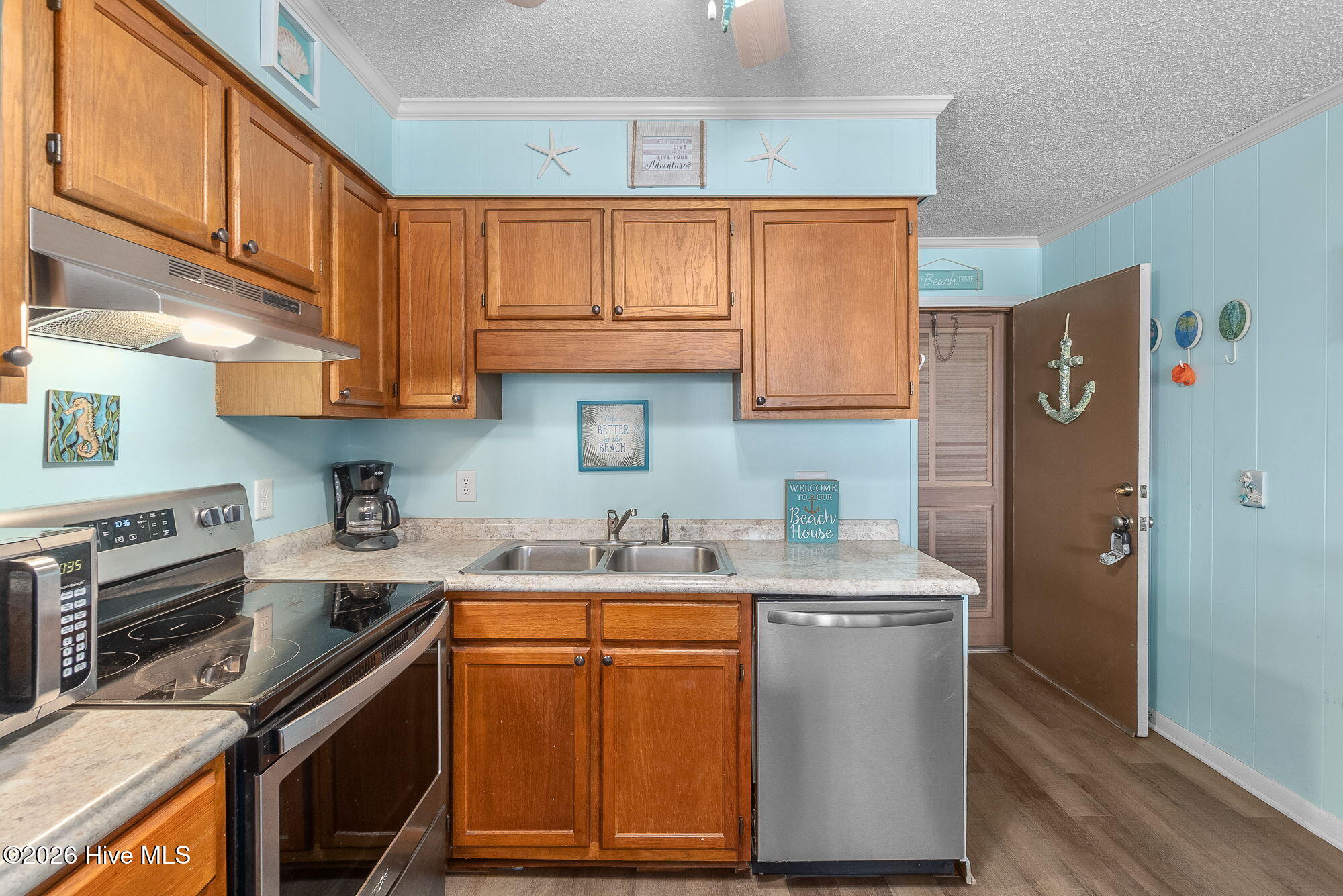 301 Commerce Way 157 Property Photo 11