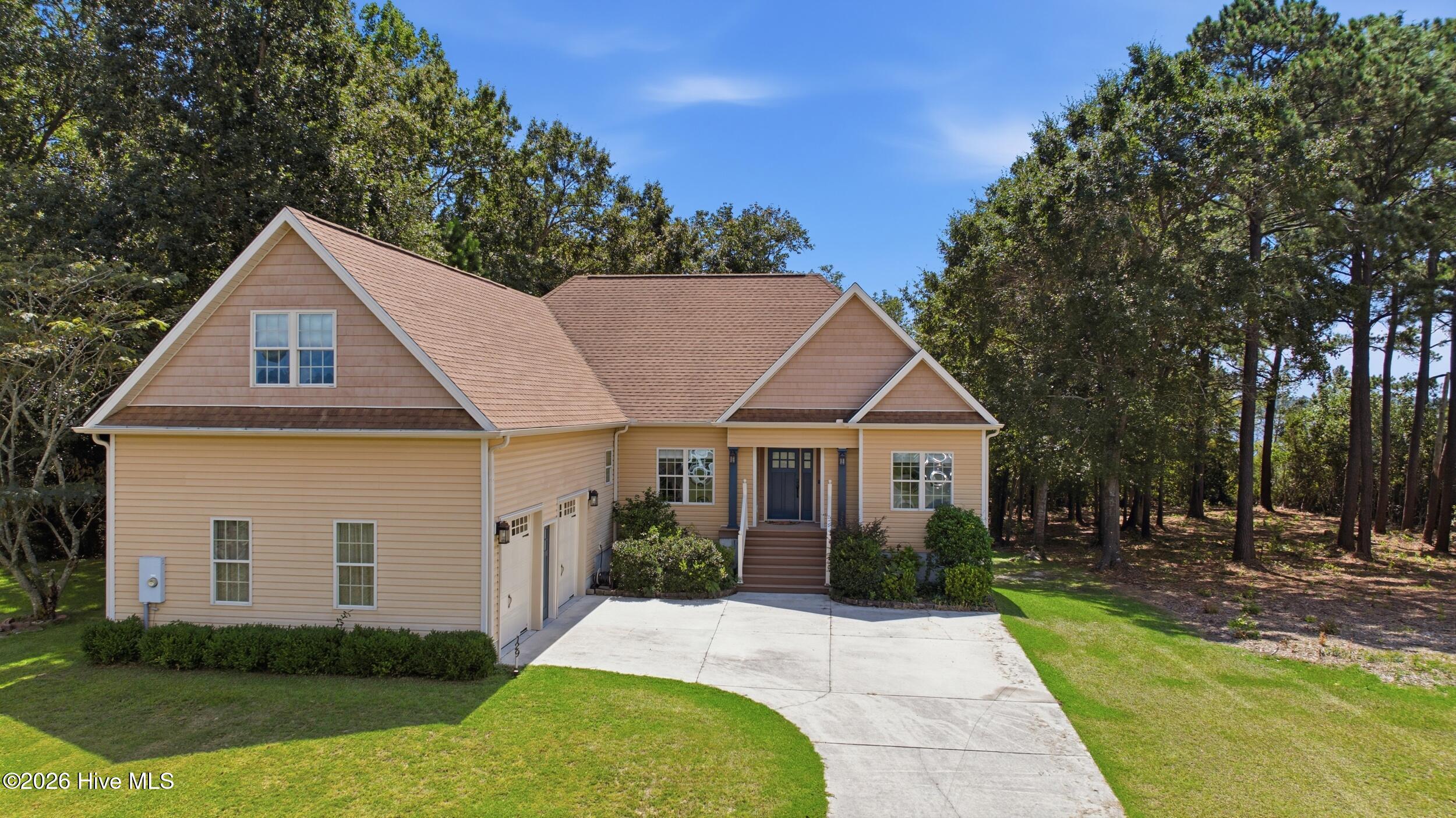 129 Deepwater Drive Property Photo 1