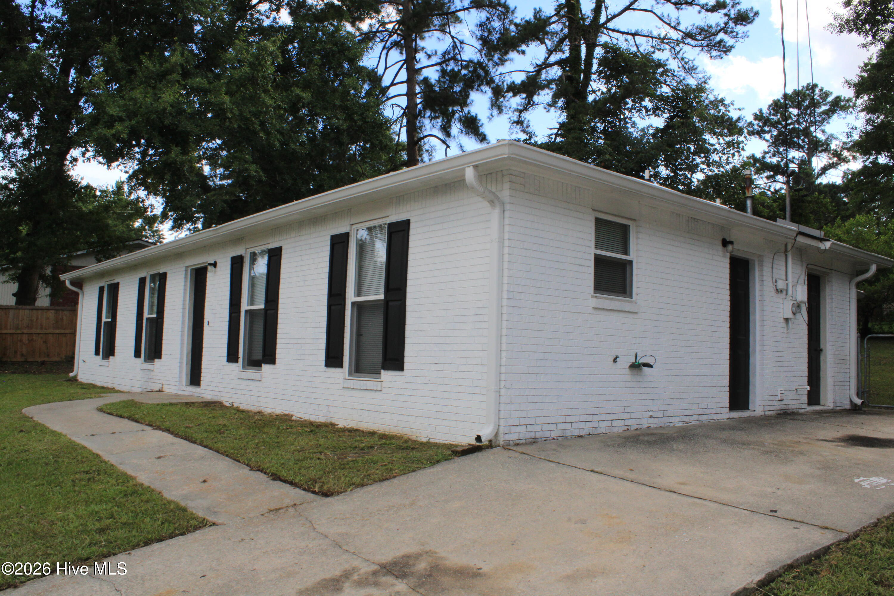3109 Jennifer Court Property Photo 3
