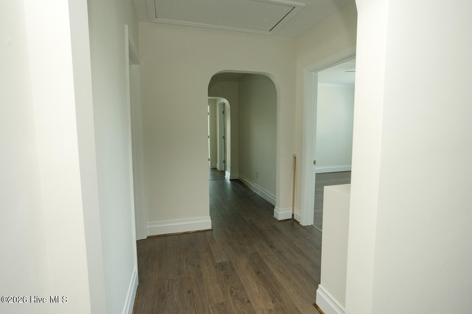 201 E Arlington Heights Property Photo 18