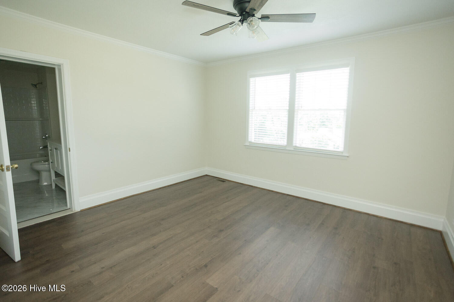 201 E Arlington Heights Property Photo 22