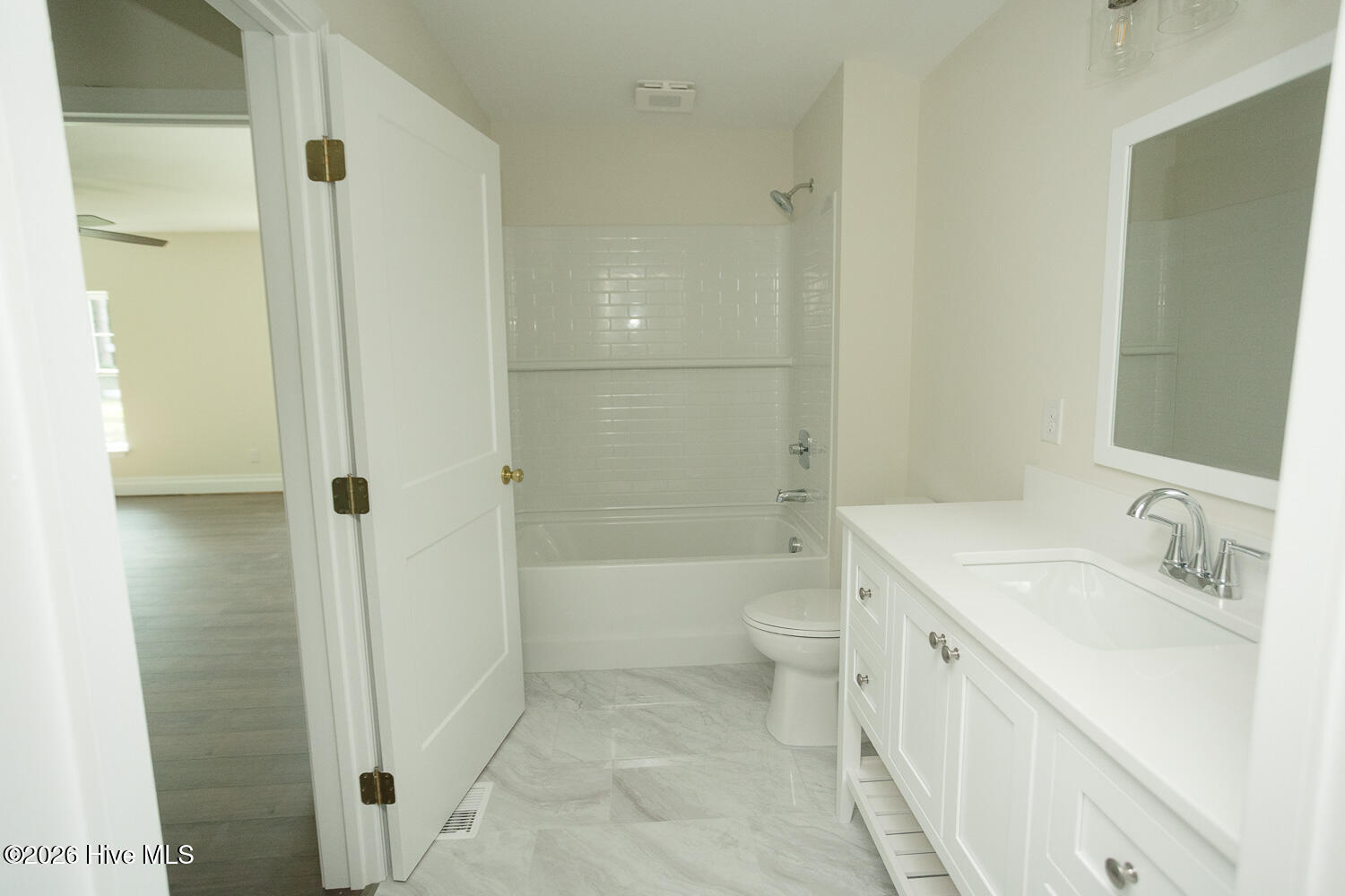 201 E Arlington Heights Property Photo 23