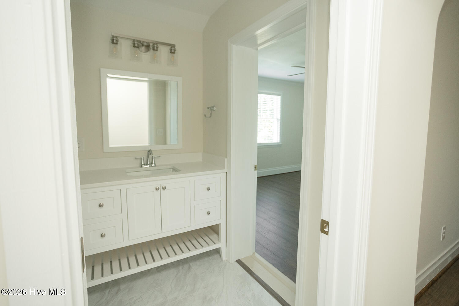 201 E Arlington Heights Property Photo 24