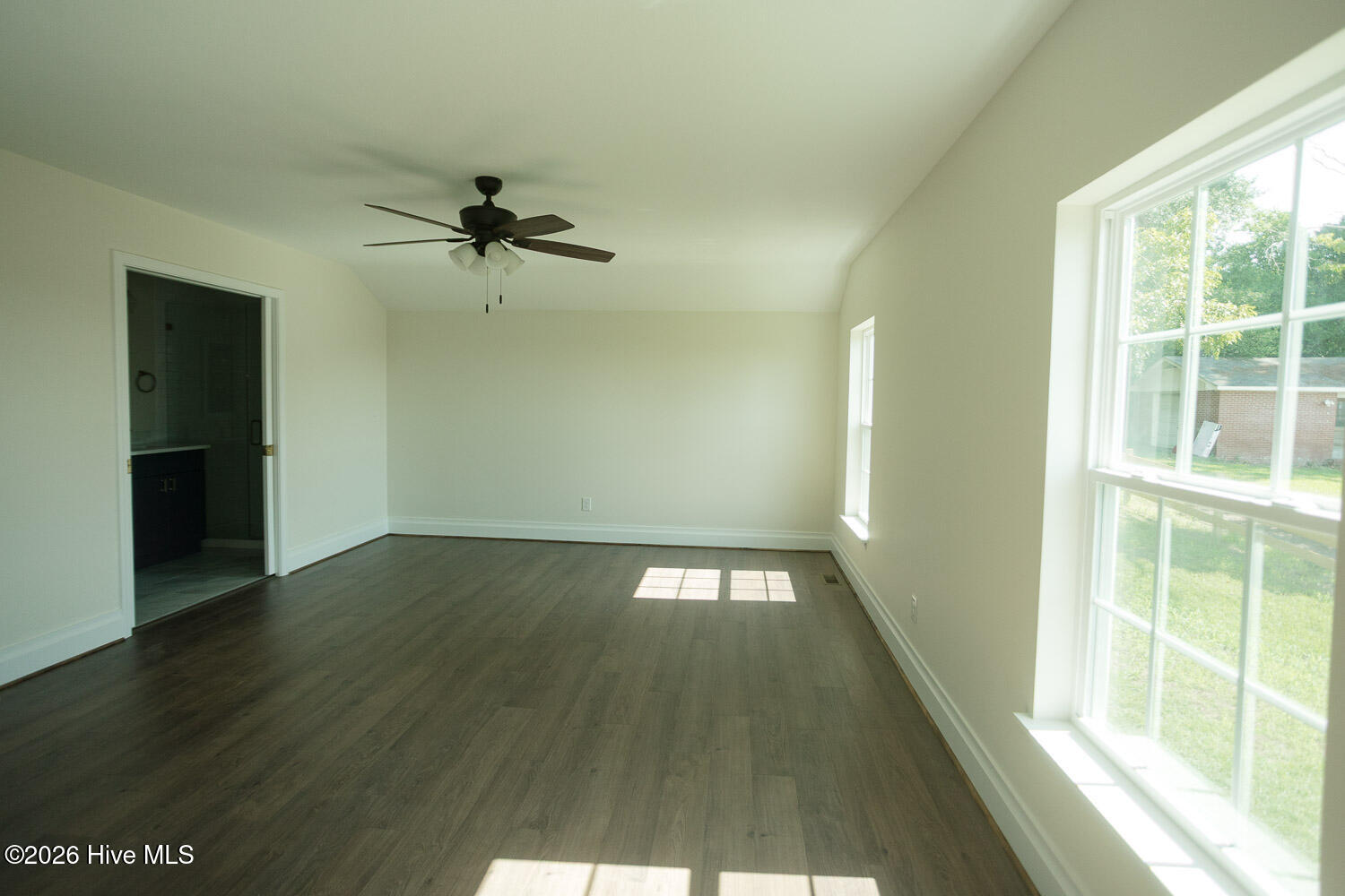 201 E Arlington Heights Property Photo 34